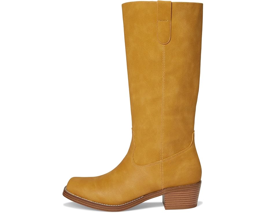 MIA Duston - Left View