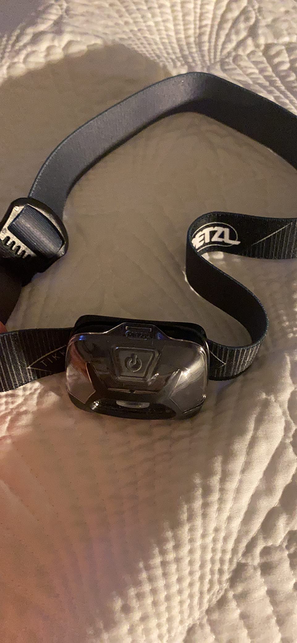 It worked one min and then the next it quit.  Fresh charged battery, just won’t come on.