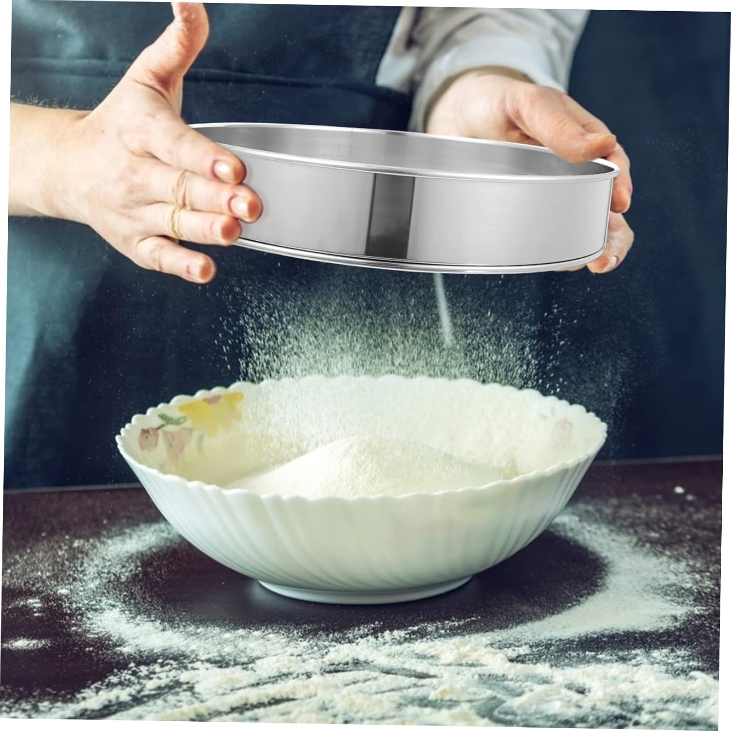 Mobestech 4Pcs Flour Sieve Mesh Kitchen Strainers for Baking Rustproof Flour Sifters for Powdered Sugar and Spices Essential Kitchen Tool