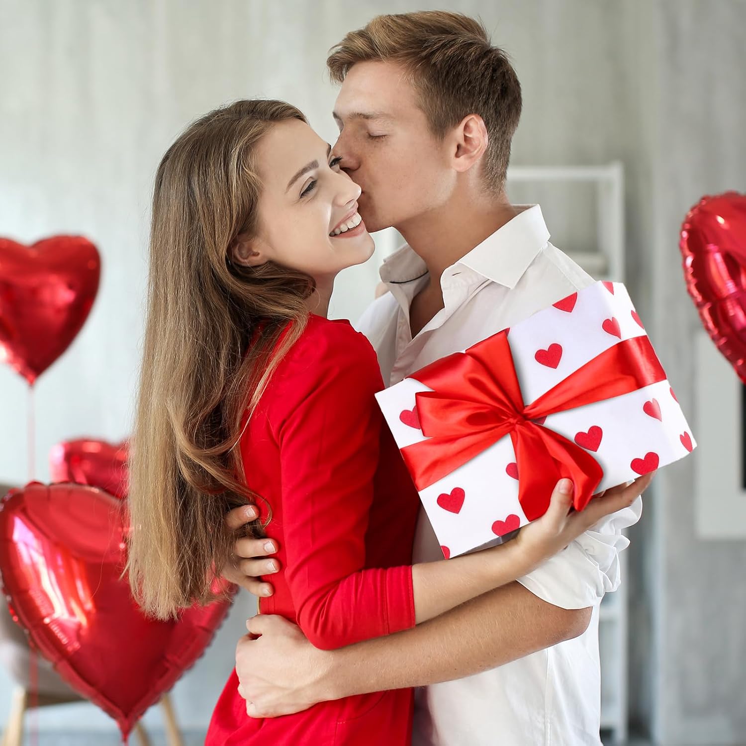 Whaline 100 Sheets Valentine's Day Tissue Paper Red and White Heart Wrapping Paper Romantic Art Craft Gift Packing for DIY Mother's Day Wedding Anniversary Birthday Baby Shower Holiday Party Decor