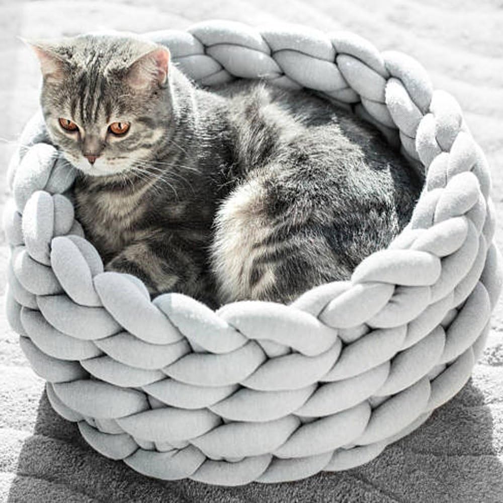 chunky wool cat bed