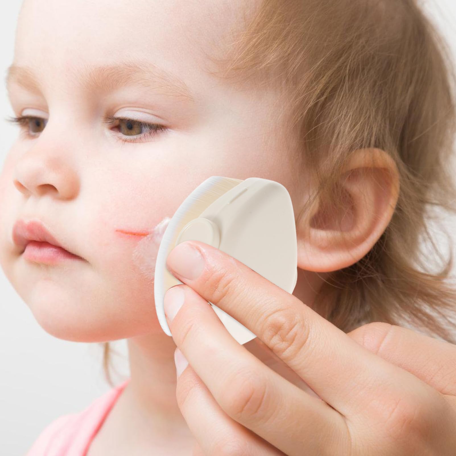 TOVINANNA Makeup Applicator Sunscreen Applicator for Boys and Girls Foundation Brush Soft Fiber Bristles