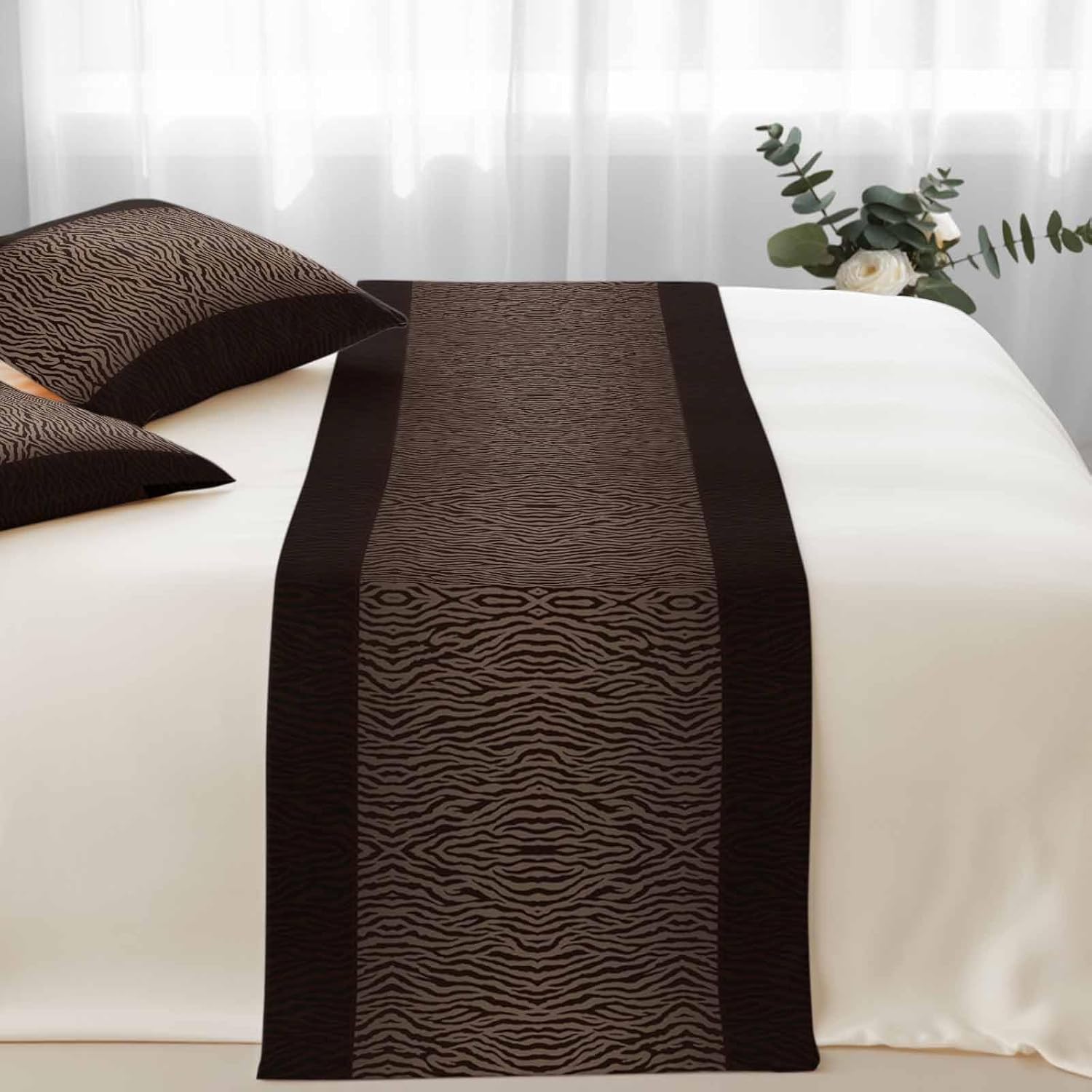 Brown Zebra Striped King Size Bed Runner and 2 Pillowcase Set Country Vintage Animal Skin Print Luxury Bedding Set Decorative Bed Scarves Throw Pillow Covers for Home Bedroom Hotel Guesthouse