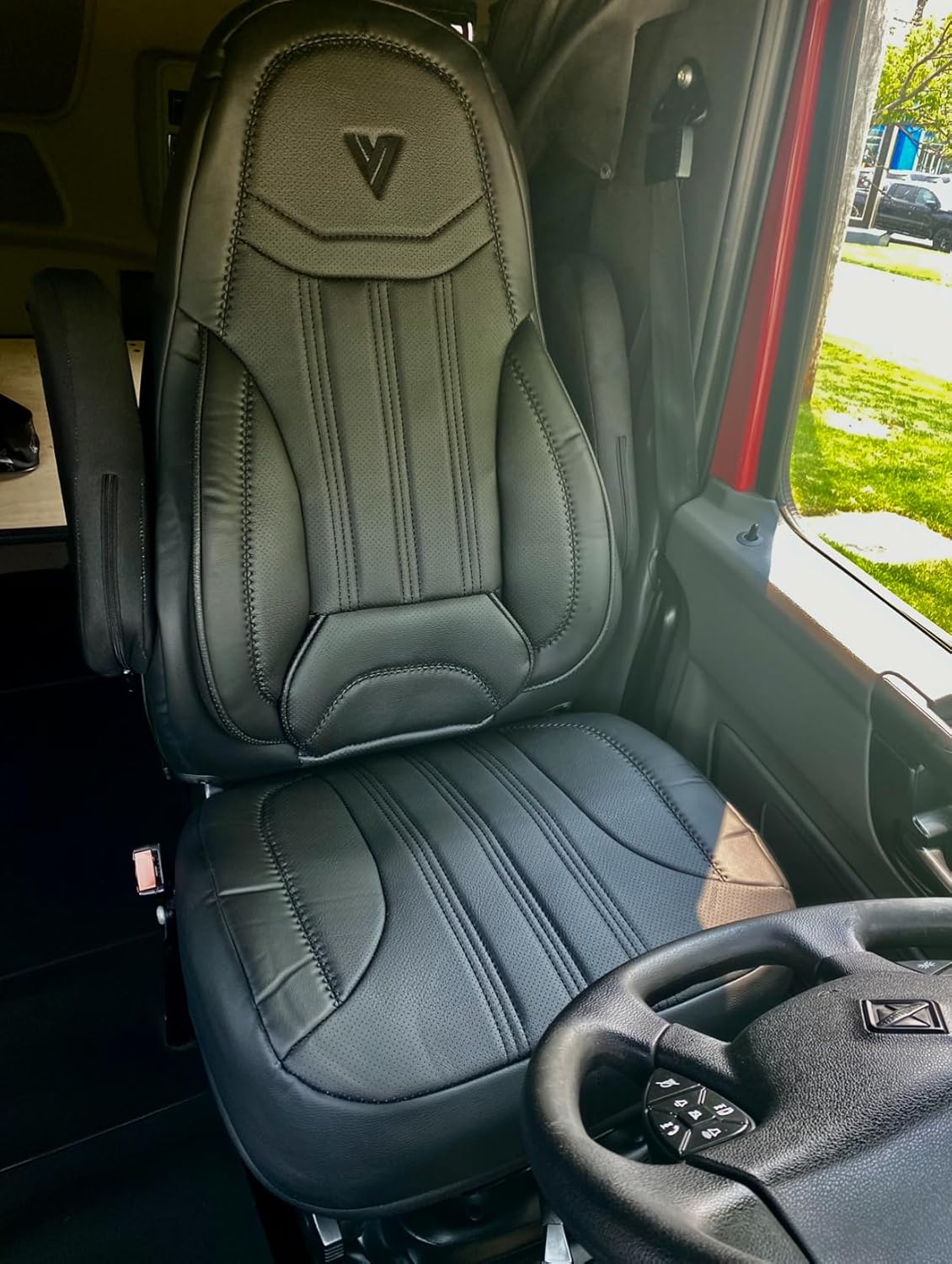 SEAT Cover for Volvo VNL OEM Stock SEAT 2004-2018 Year Models