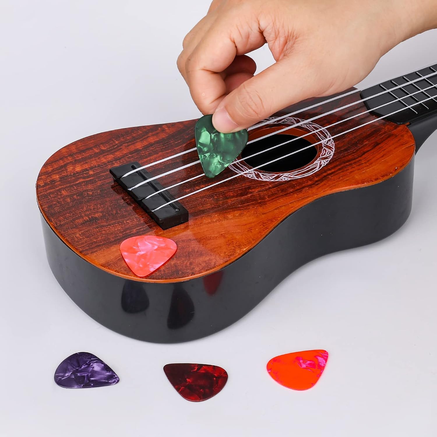 SAVITA 30pcs Guitar Picks, Celluloid Guitar Picks 0.46mm, 0.71mm, 0.81mm, 0.96mm, 1.2mm, 1.5mm Colorful Guitar Plectrums for Ukulele Bass Electric Acoustic Guitars (6 Thickness) : Musical Instruments