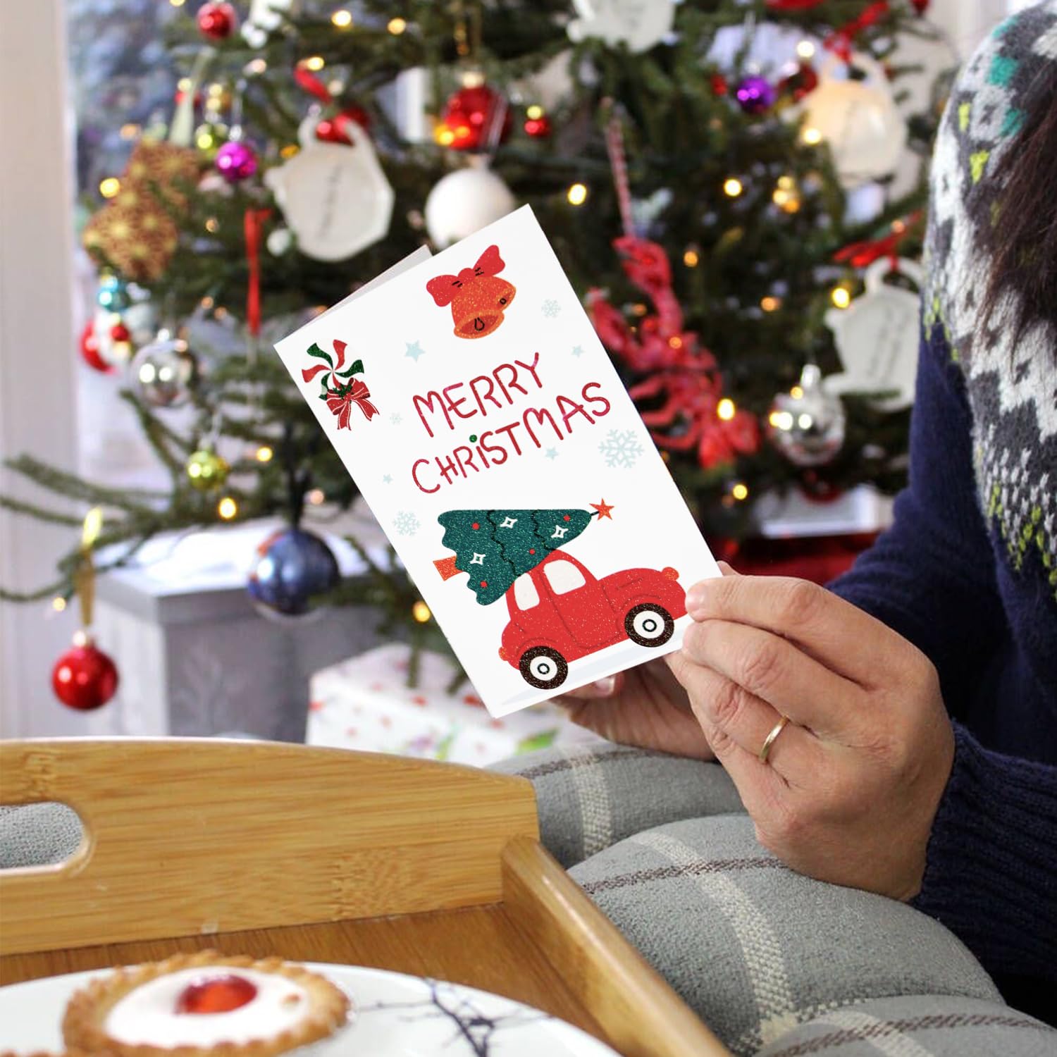 Tarjetas de felicitación de Navidad, paquete de 24 tarjetas de regalo de Navidad hechas a mano con sobres y calcomanías, 12 diseños para Navidad familiares y saludos de vacaciones