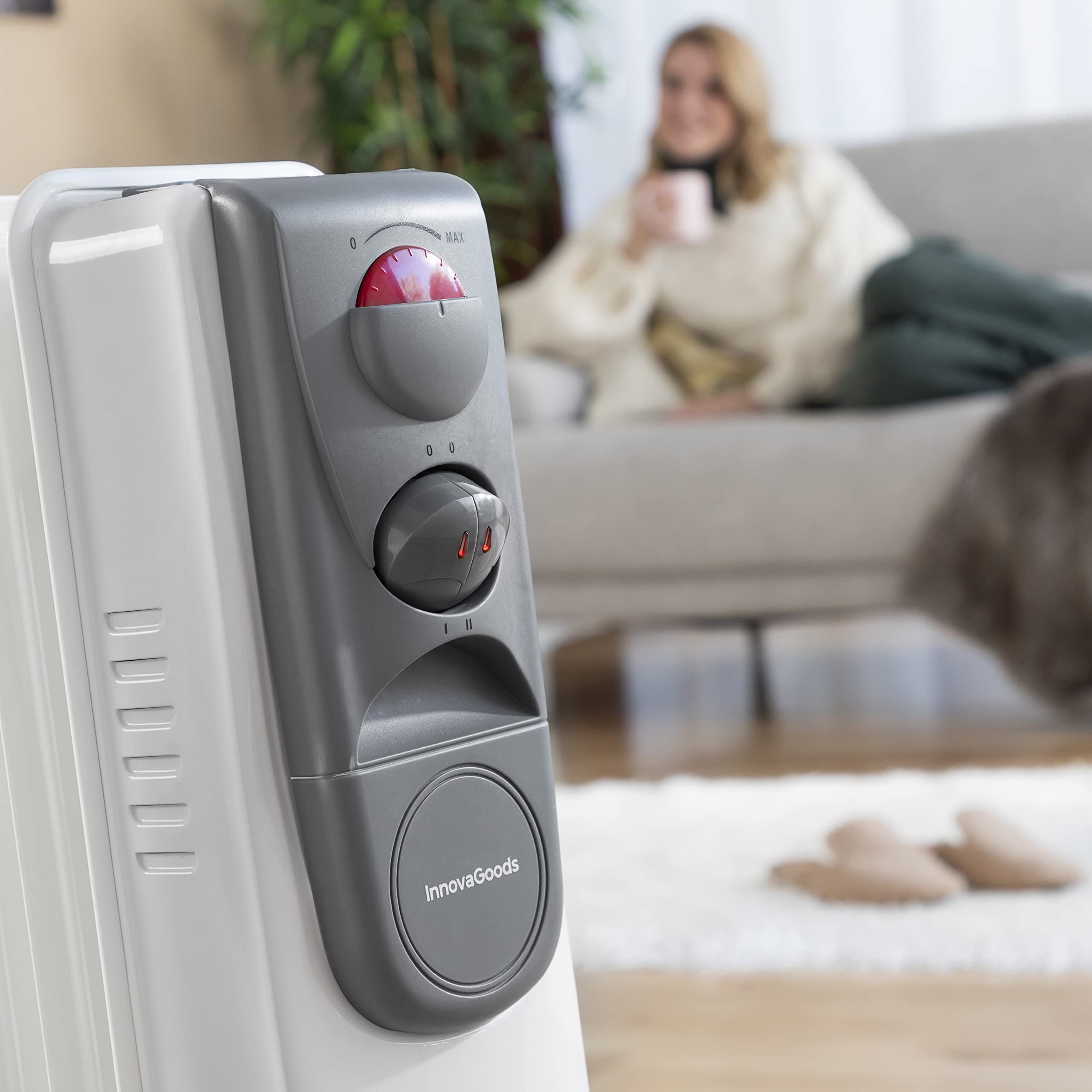 InnovaGoods® radiador electrico bajo consumo de aceite, termostato regulable, proteccion sobrecalentamiento, ruedas giratorias 360º, (blanco, 11 Módulos)