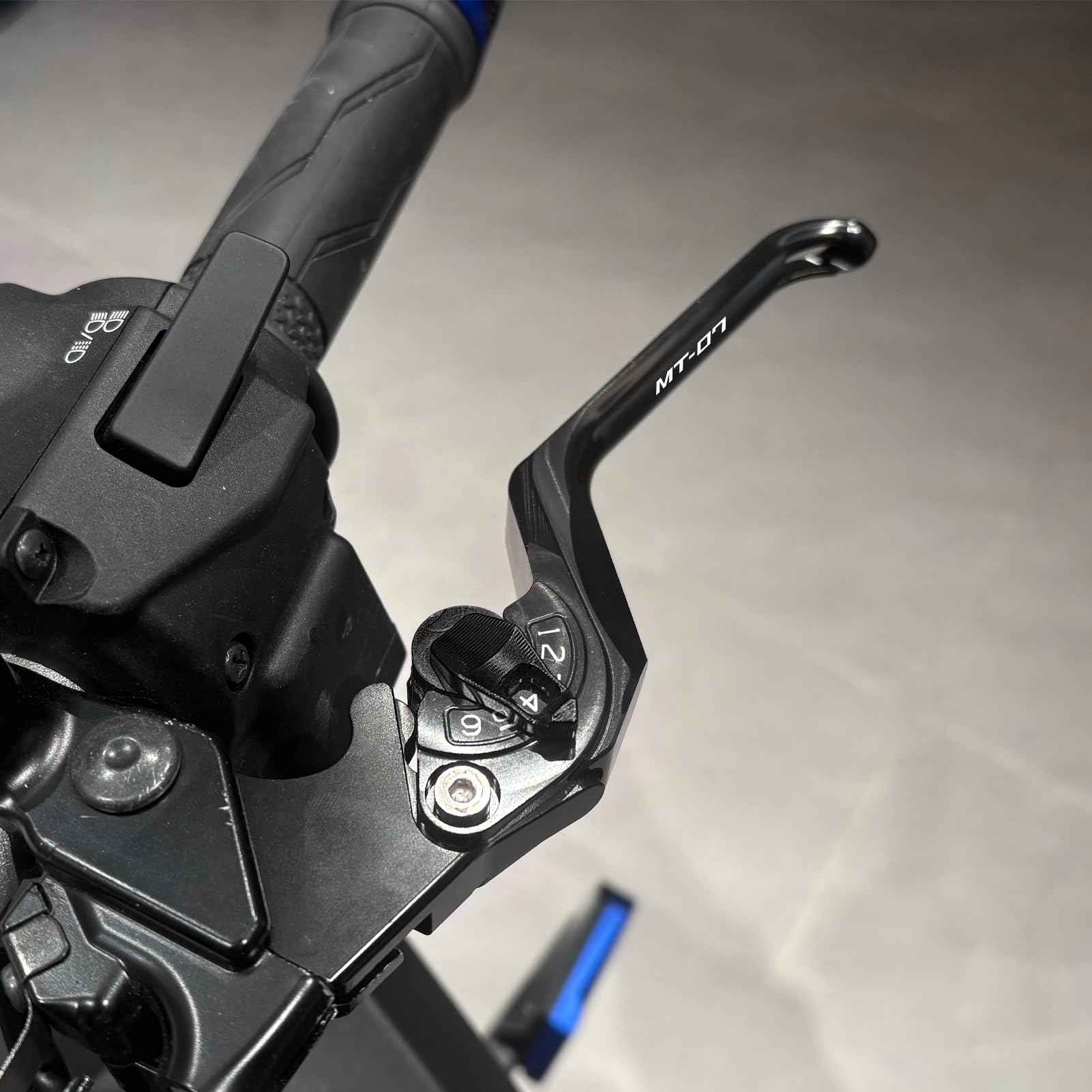 Per Yamaha MT07 MT-07 MT 07 FZ07 2014-2026 CNC Maniglie integrate per moto, a risparmio energetico, regolabili per freno e frizione (Nero)