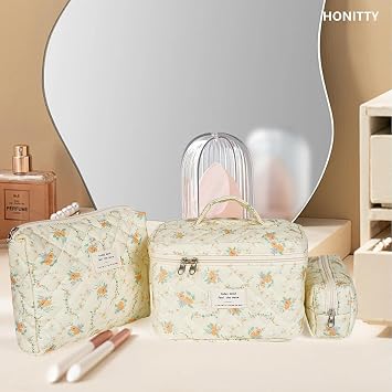GSenhui Women's Quilted Toiletry Bag Set Make Up Bag Aesthetic Cosmetic Bag Flowers Portable Makeup Bag with Floral Pattern Toiletry Bag for Girls Women Pack of 3