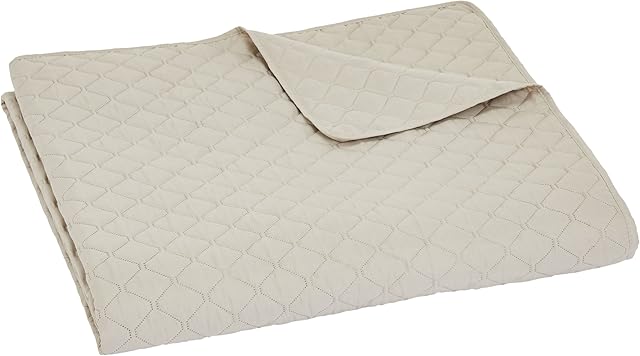 Amazon Basics Oversized Embossed Coverlet, Beige Diamond, 170 x 210 cm