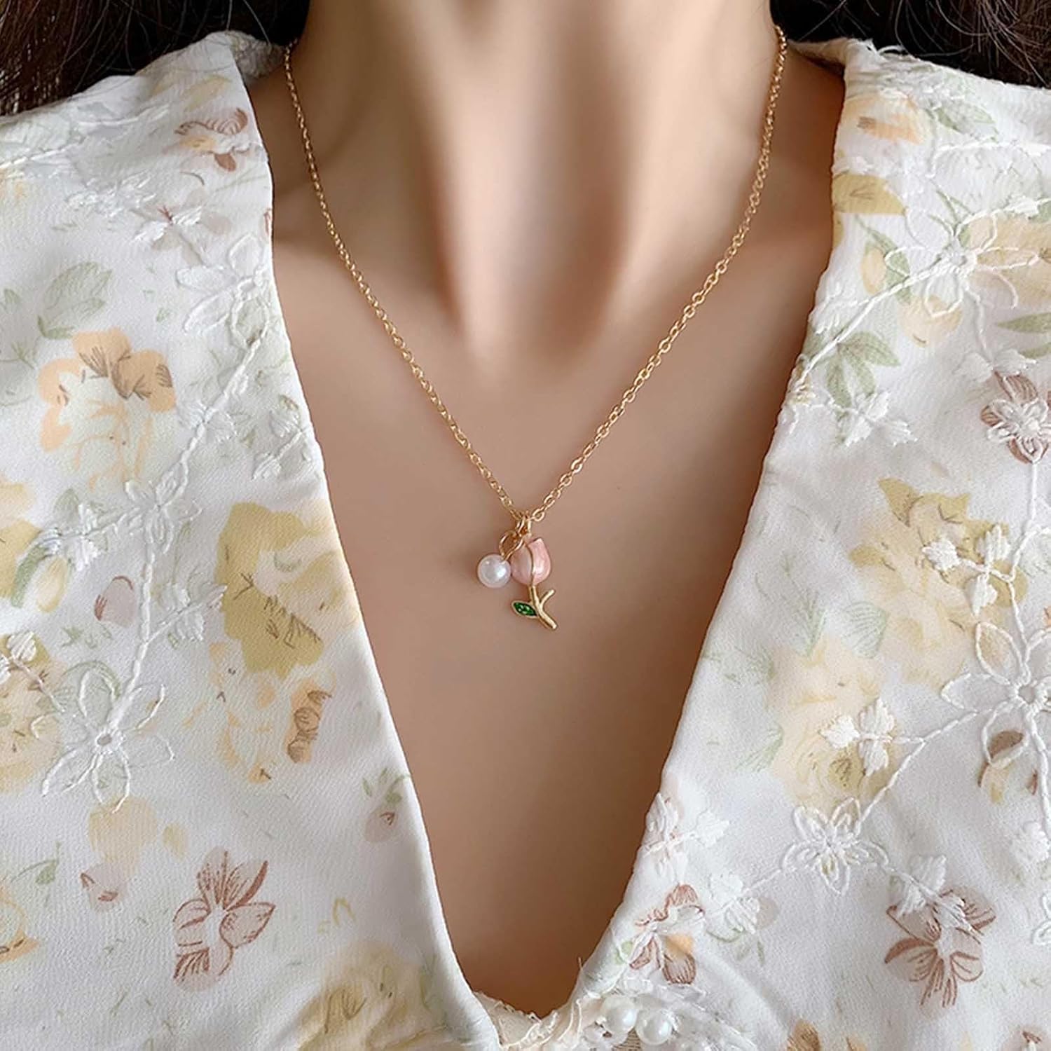 Bohemian Flower Pearl Choker Necklace Flower Pendant Necklace Pearl Drop Necklace Flower Dangle Necklace Bridal Wedding Choker Necklace for Women and Girls Gifts - Image 2