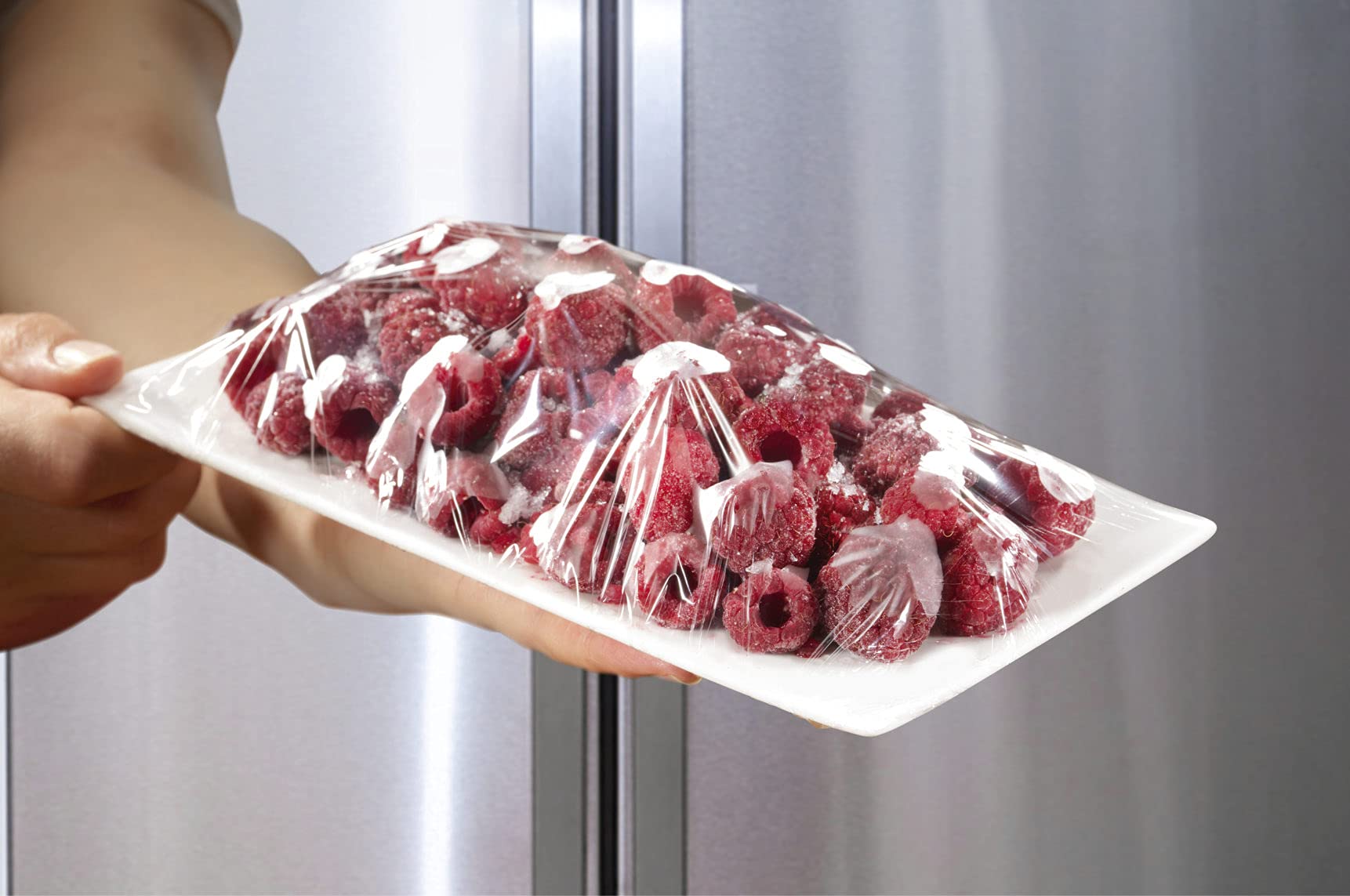 Film alimentaire Jet-Cut à découper, format consommateur 30 cm x 120 m, transparent, conditionnement de stockage de 3 pièces par lot