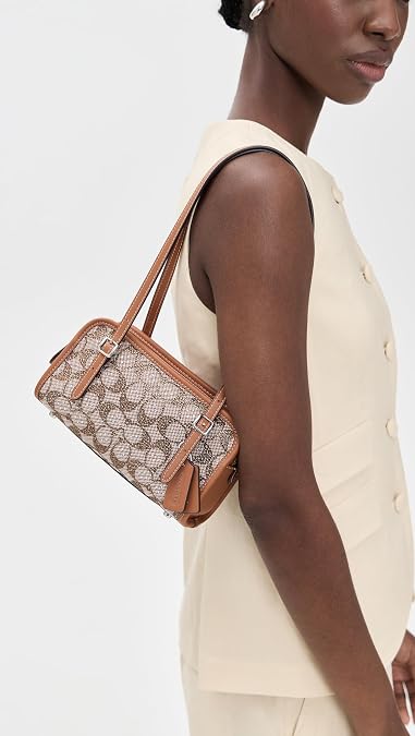 COACH Swing Zip 20
