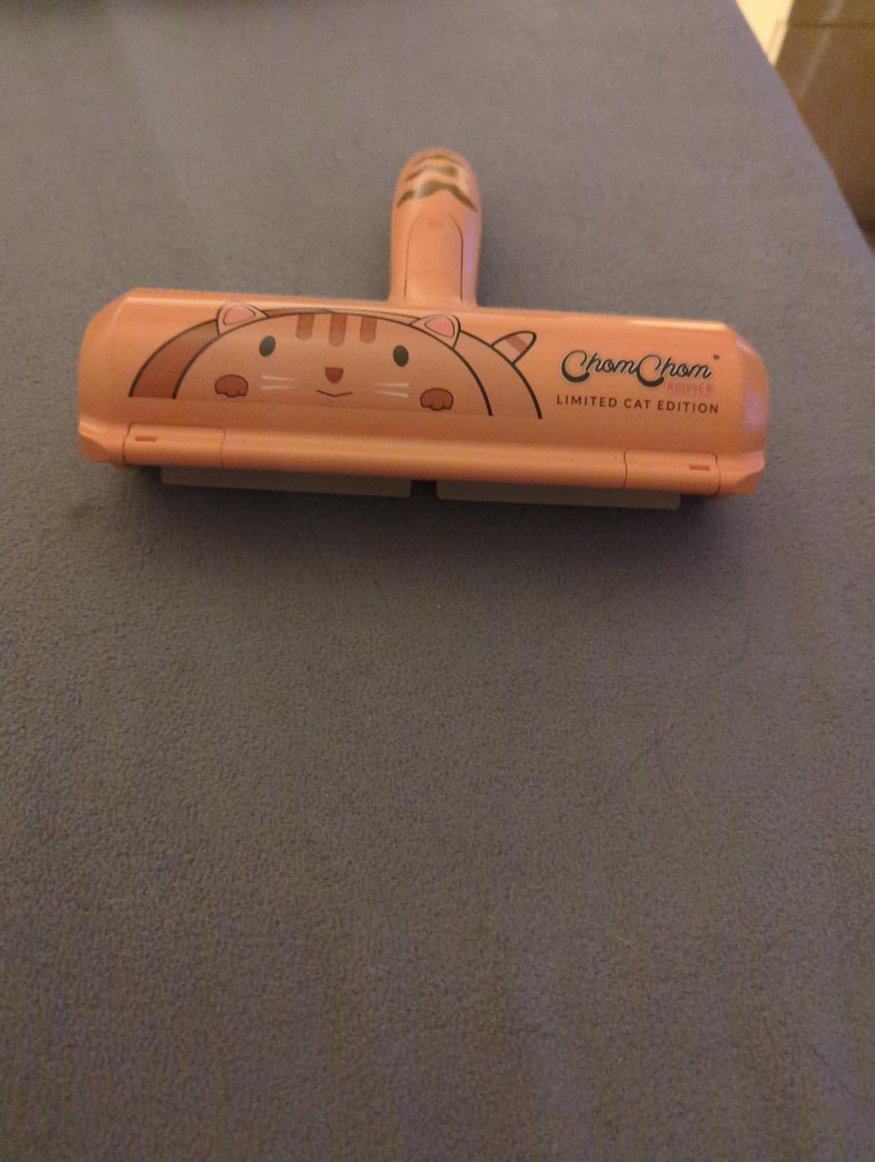 ChomChom Roller Pet Hair Remover and Reusable Lint Roller - Cat and Dog Hair Remover for Furniture, Couch, Carpet, Clothing and Bedding - Portable, Multi-Surface Fur Removal Tool (White) photo review