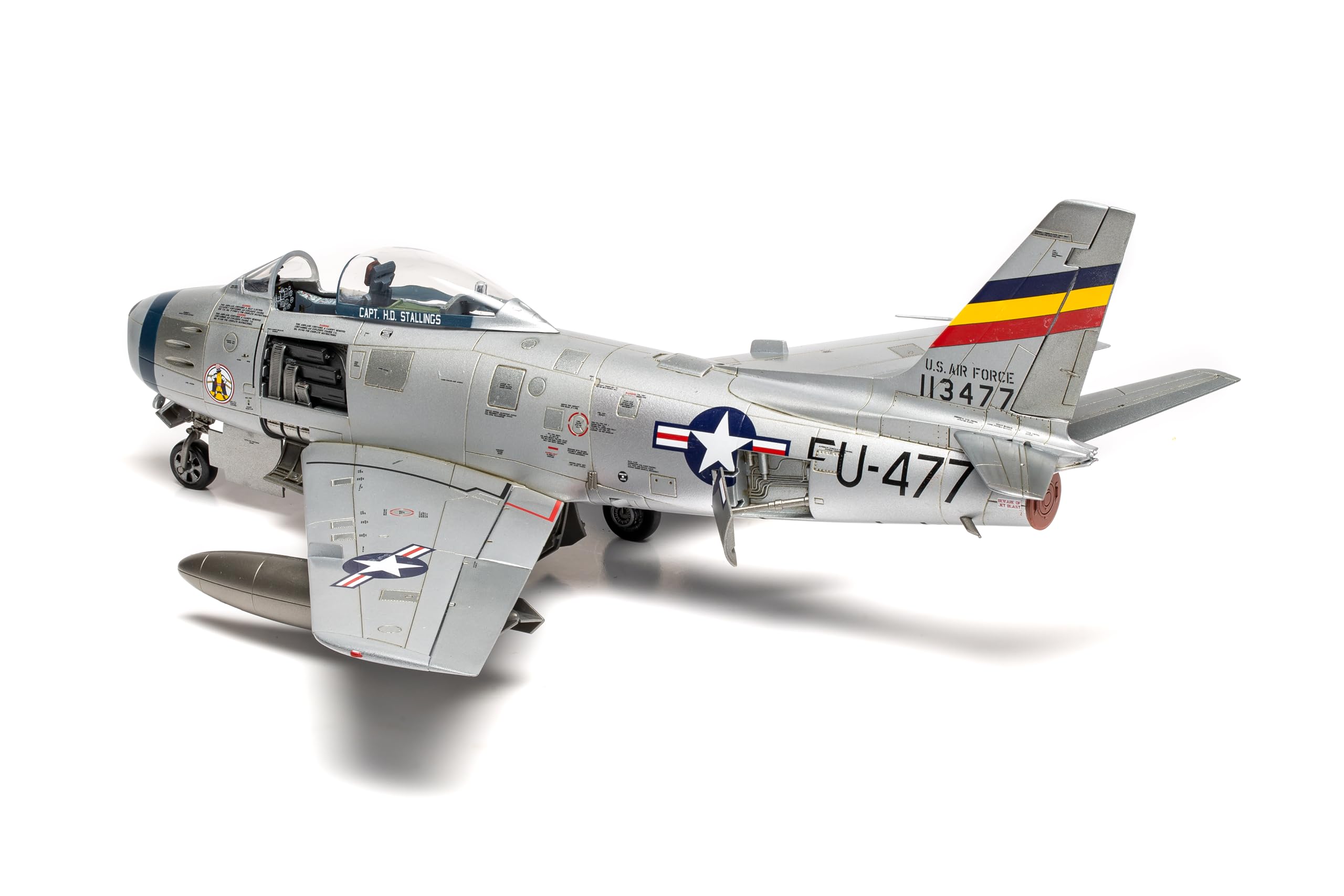 Airfix A08111 North American F-86F Sabre Plastikowy Zestaw do Modelowania