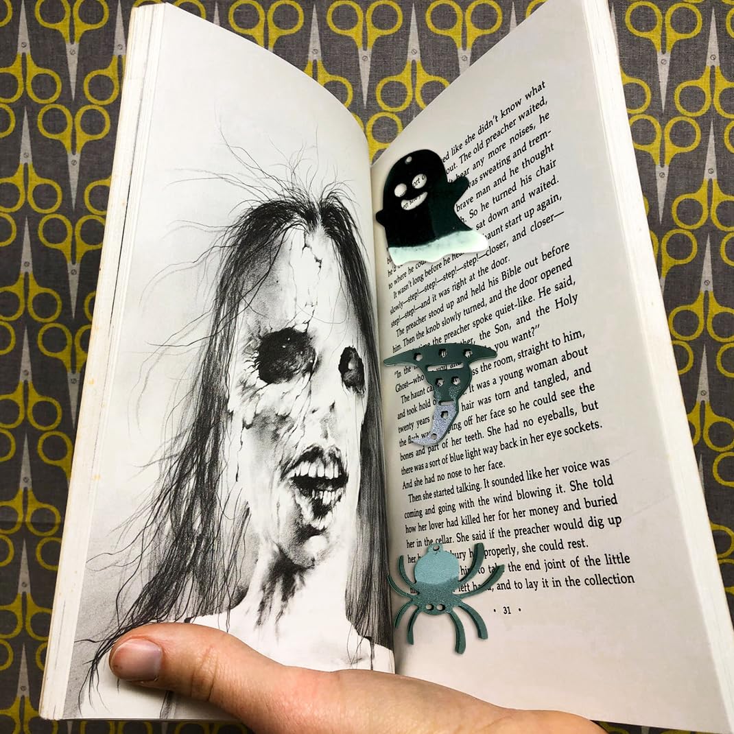 KyeeaDIY Kit 8 Stampi In Silicone Per Orecchini Halloween - Teschi, Pipistrelli, Zucca - Con Ganci E Accessori, Fai Da Te Resina - 2