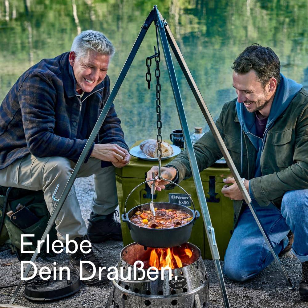 Petromax Atago Black Edition – 4-in-1 Mobiler Grill, Feuerschale, Ofen & Herd | In 2 Sek. einsatzbereit | Inkl. emailliertem Gussgrillrost | Klappbar & Ultramobil | Mattschwarz