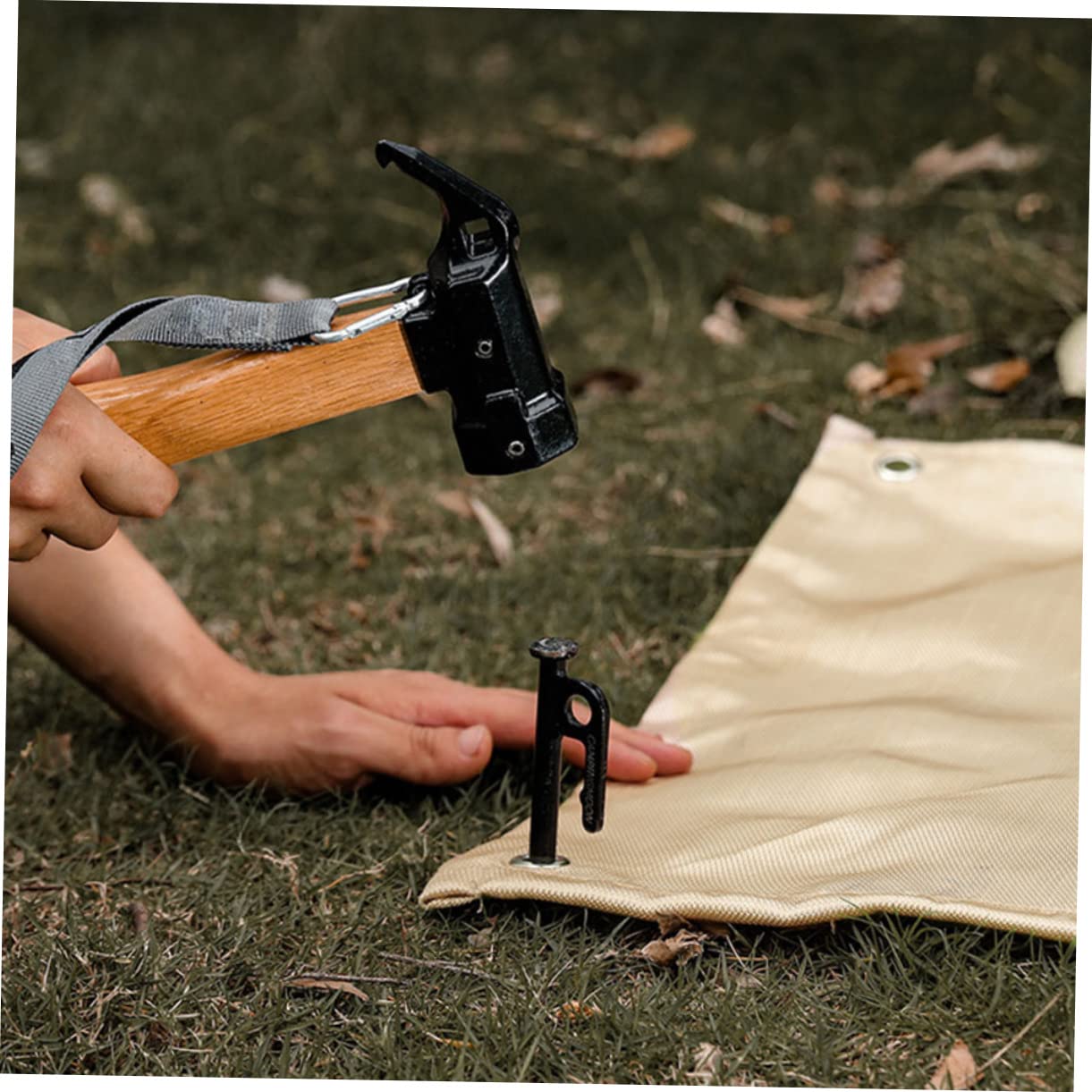 DECHOUS Fireproof Camping Blanket Heat Resistant Mat for Grill BBQ Outdoor Use Durable Fiberglass Fire Retardant Blanket Protects Grass Surfaces from Fire Damage Camping Accessory