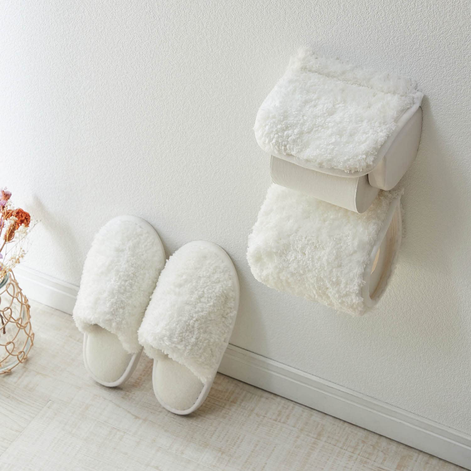 Amazon｜[ベルメゾン] ペーパーホルダーカバー スリッパ 2点 セット