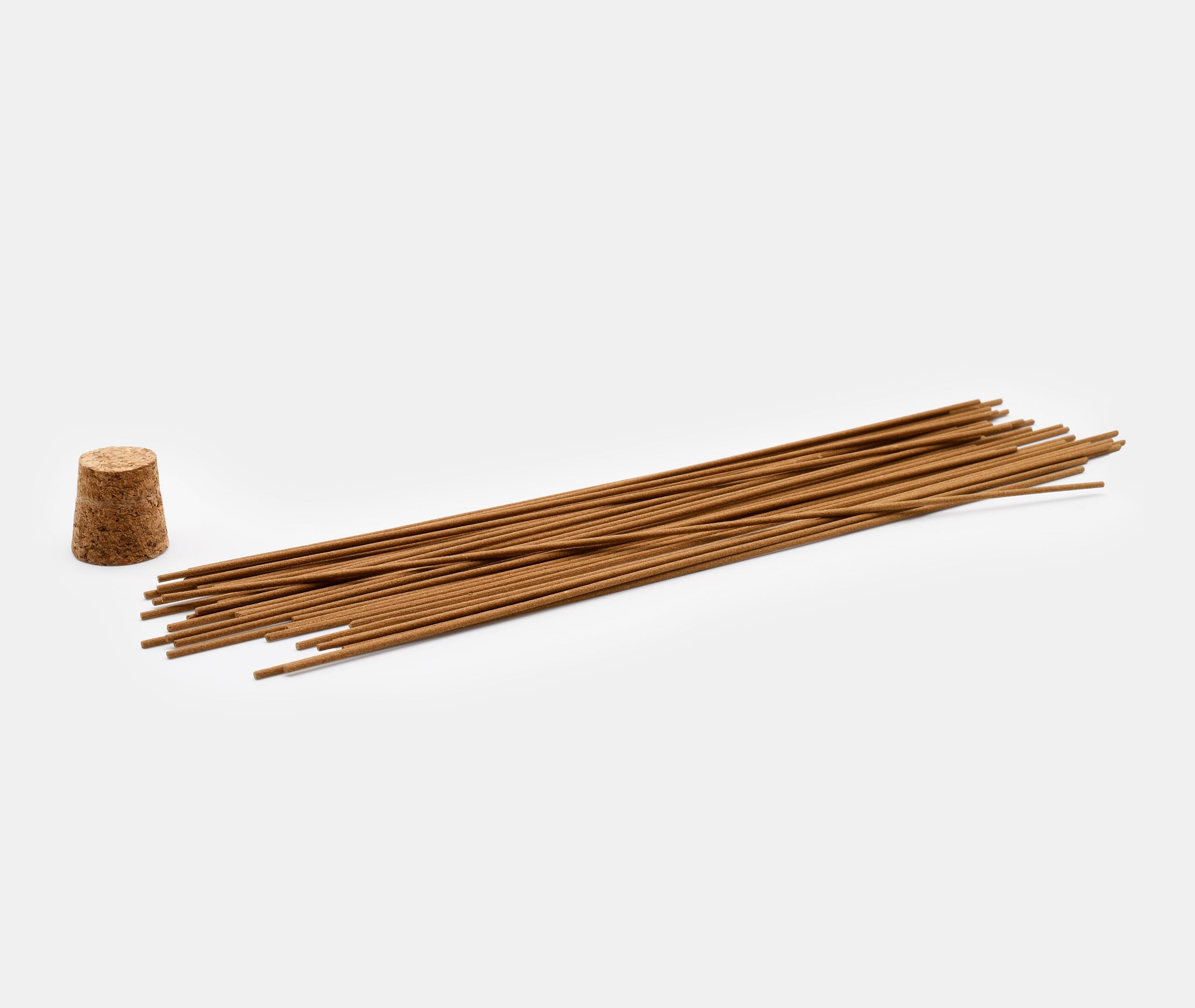 Zen Minded KIN Mountain Illusions- Hochwertige 21 cm Adlerholz- Und Chinesische Zeder-Räucherstäbchen - Natürliche Inhaltsstoffe Für Meditation, Aromatherapie Und Yoga