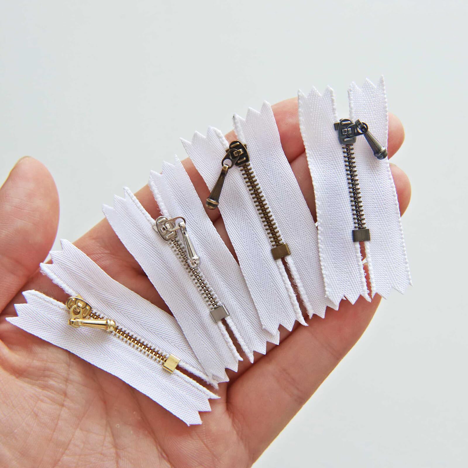 3cm/1.2" Super Tiny Closed End Zippers, Micro Mini Zippers, Doll Zippers, White Tape and Metal Teeth, Doll Sewing Craft Supplies, Perfect for Doll