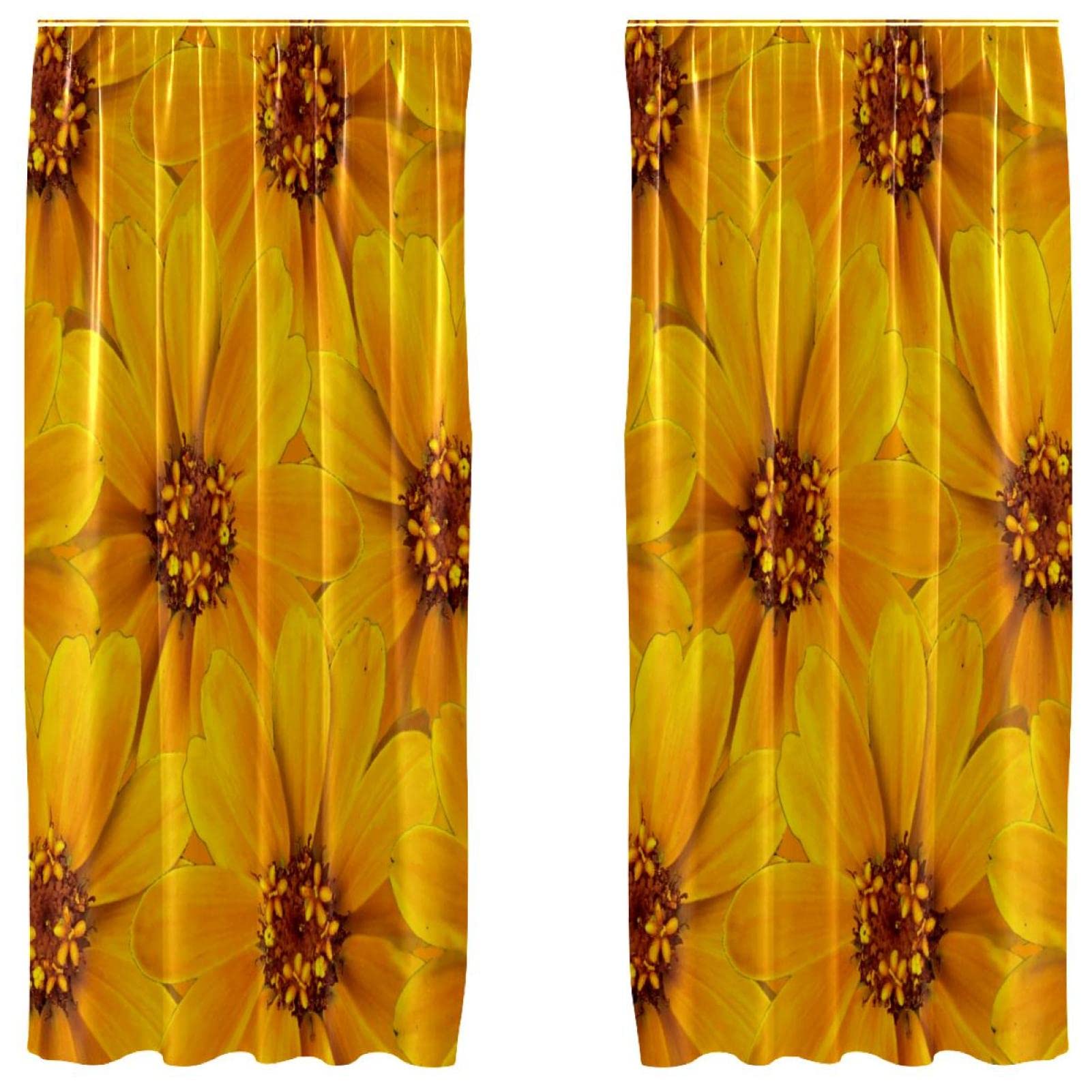 Cortinas de panel con flores amarillas para iluminar el salón comedor con luz natural suave