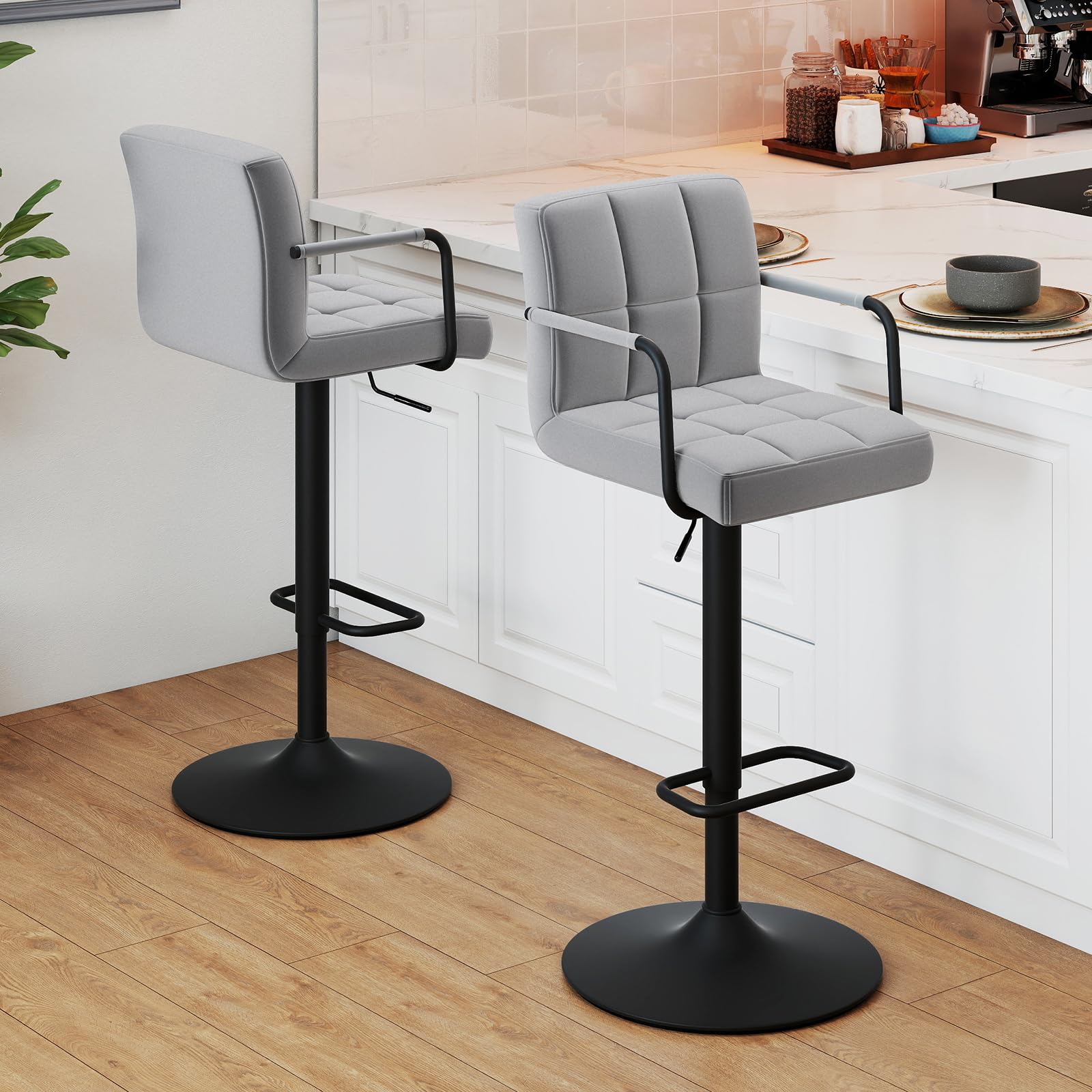 Verstellbarer Barhocker, Drehbarer Barhocker, 2er-Set, Thekenhocker mit Armlehne und Fußstütze, Gepolsterte Barstühle für Küche und Esszimmer, Samt-Grau