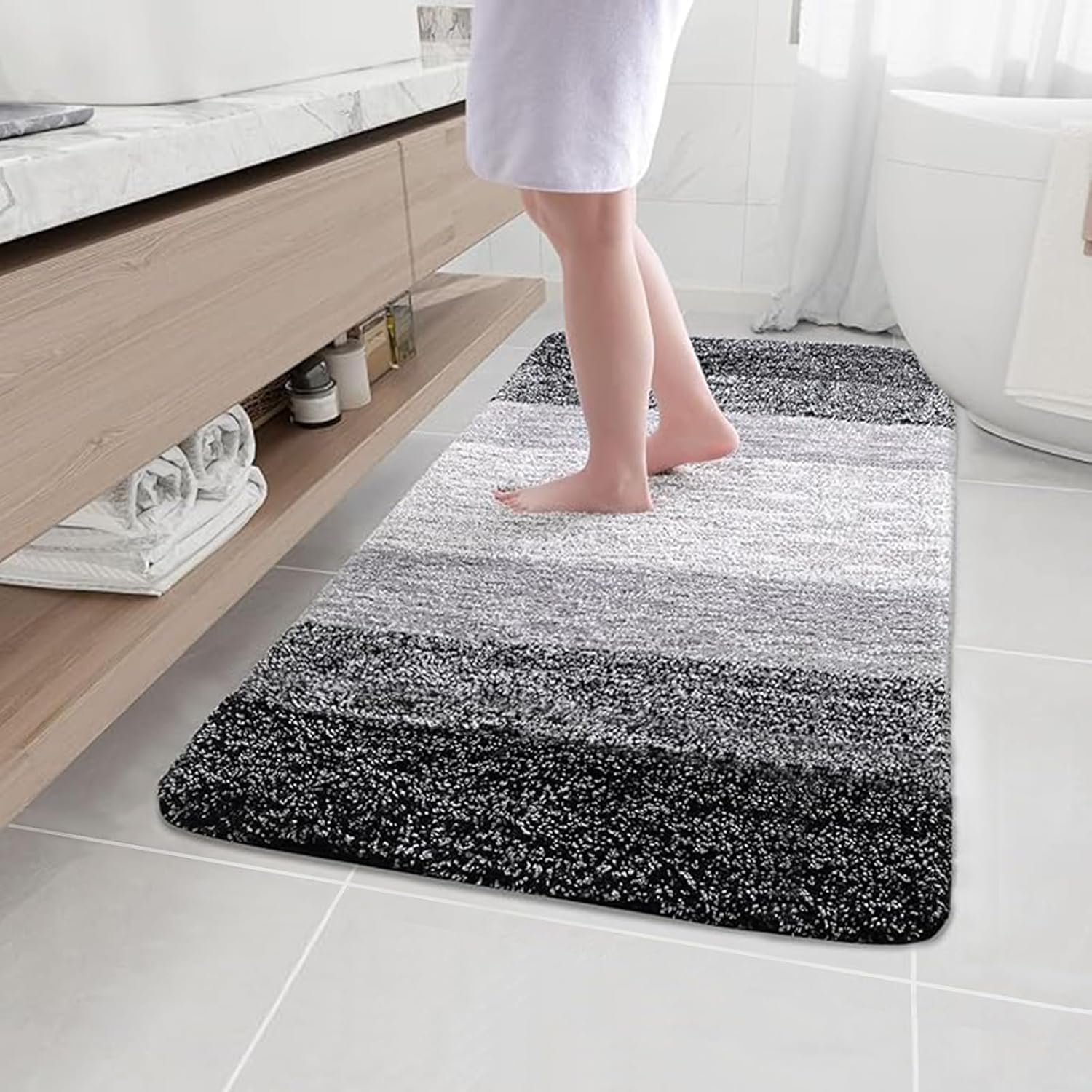 Arotive Microfiber Bathroom Rugs, Shaggy Soft and Absorbent Bath Rug, Non-Slip, Thick Plush Machine Washable Dry Bath Mats for Bathroom, Tub and Shower, 44x32, Black