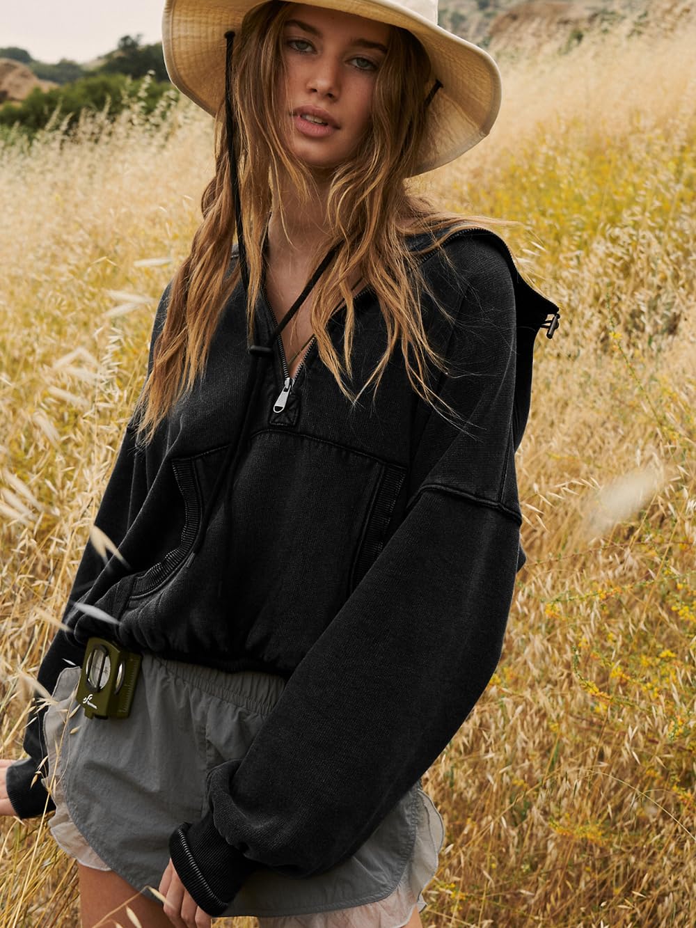 Femme Sweat à Capuche Décontracté Style Y2K Sportif Fashion Streetwear Lâche Sweatshirt Courte Taille Haut Zippé avec Poches