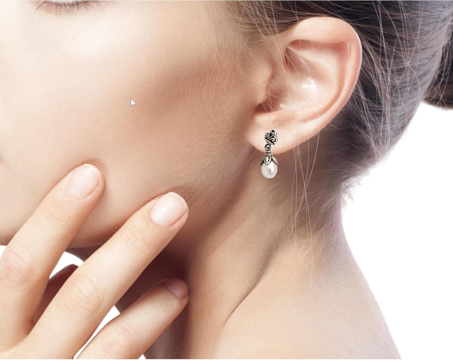 NOVICA Artisan Handmade Cultured Freshwater Pearl Dangle Earrings .925 Sterling Silver White Indonesia Birthstone 'White Lotus Bud'