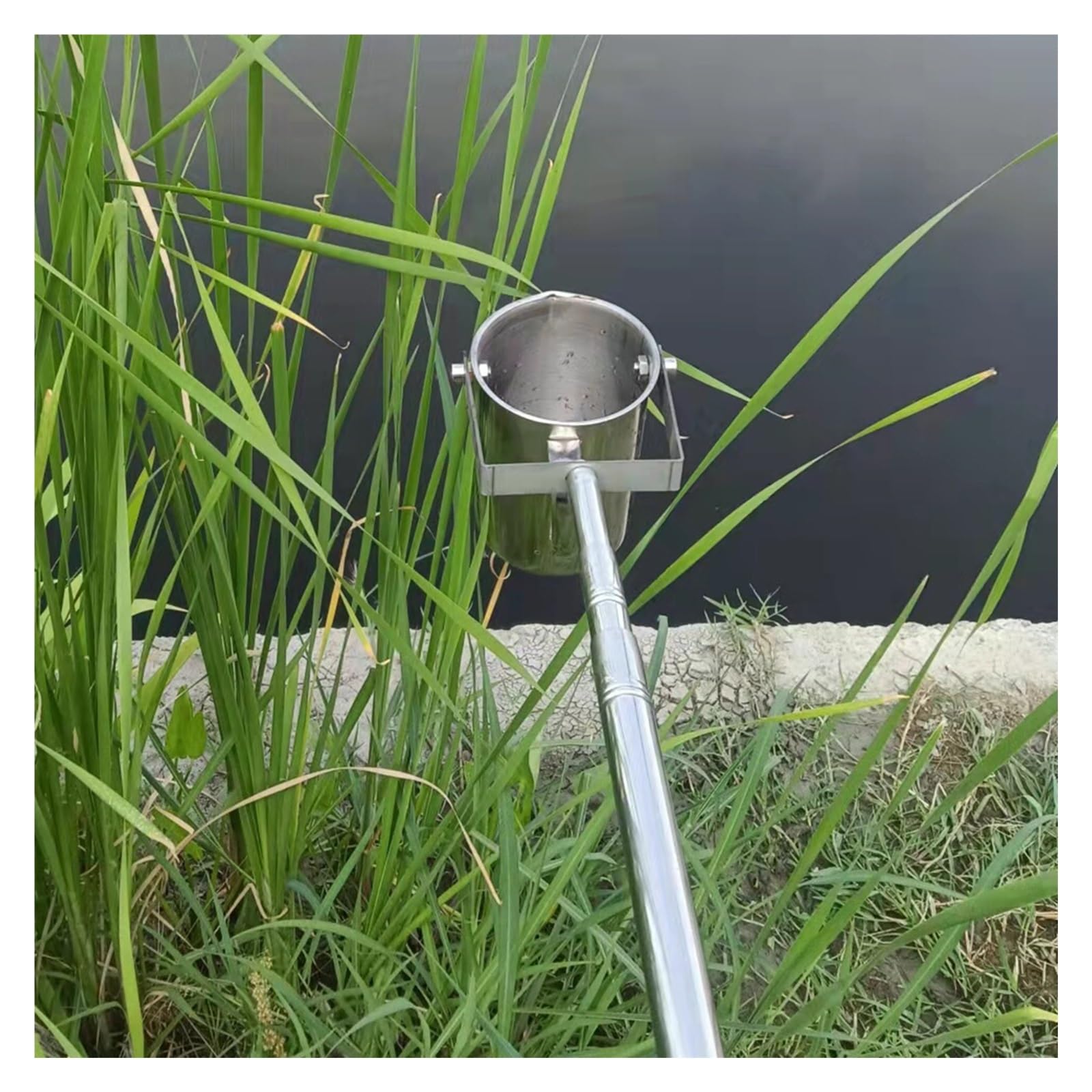 YLLFFLL 1000mL Water Sampling Dipper, Telescoop Inside Tanks/Pool/Hard-to-Reach Areas Water Sampling Pole, Dipper Ladle with Extra Long Rod for Liquid Testing(0.88m/2.9ft-2.1m/6.9ft)