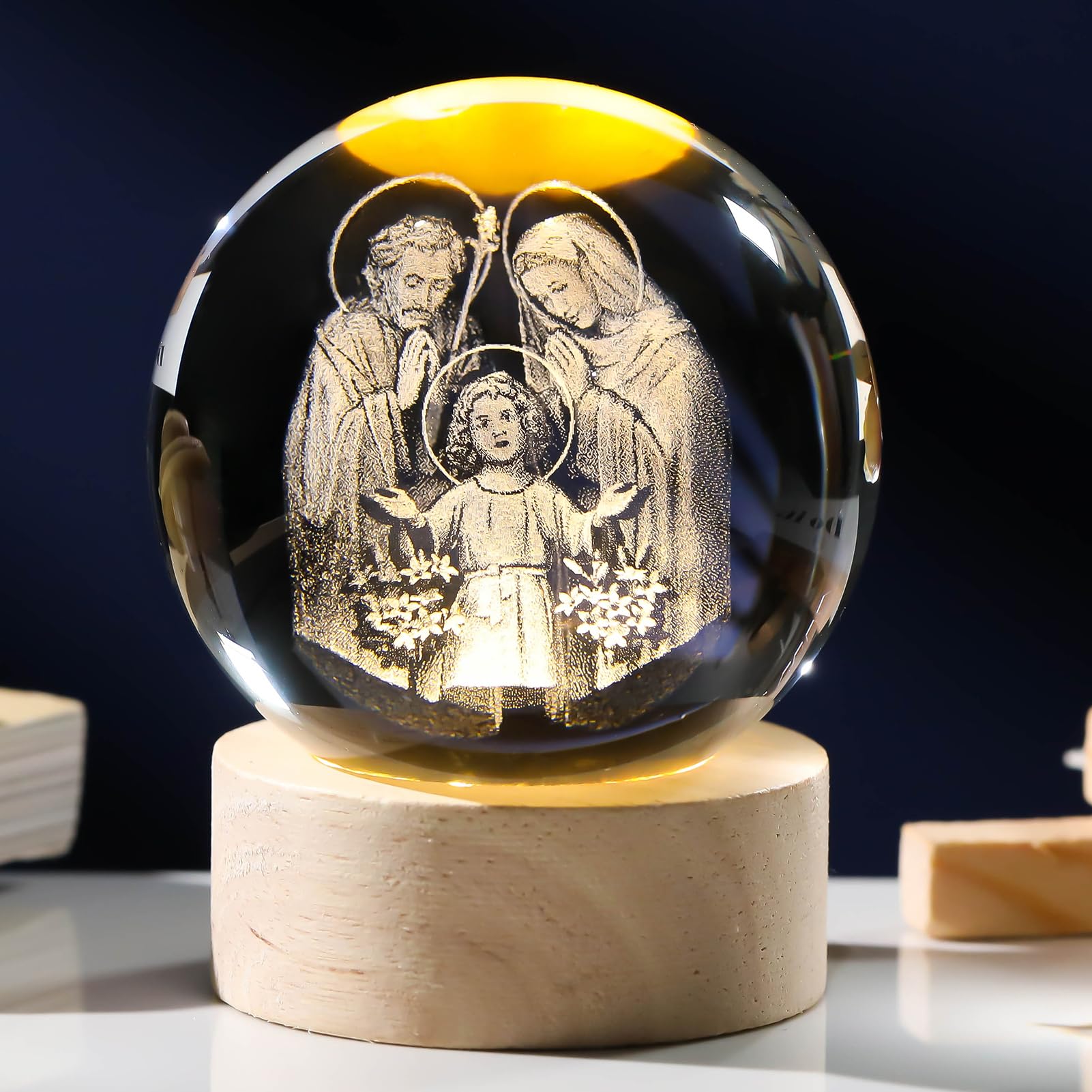 Arikyrist 3D Engraved Crystal Jesus Holy Family Statue Figurine, 3D Crystal Ball Holy Family Statue Catholic with Wooden Base, Crystal Praying Hands with Jesus Christian Religious Easter Gifts