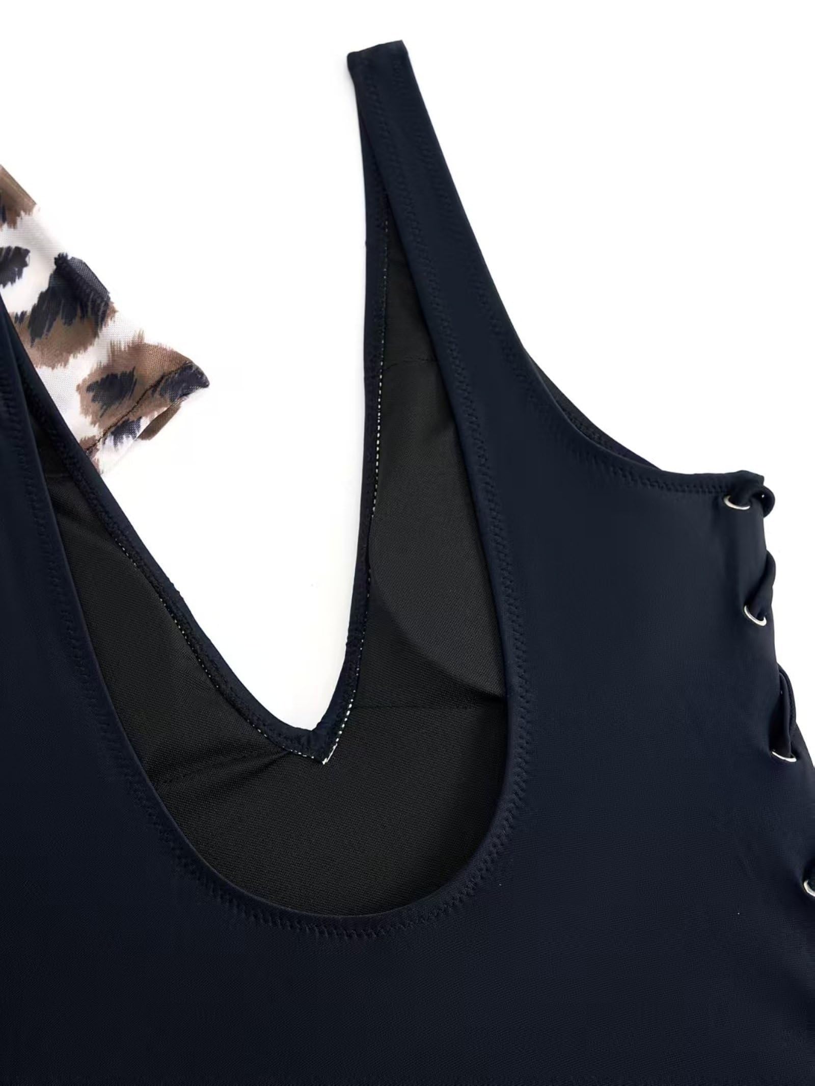 Dwuczęściowy Damski Zestaw Bikini Seksowny Jednoczęściowy Kostium KąPielowy z Dekoltem w Serek I Sznurowaniem z Boku Oraz Narzutką Kimono w Panterkę