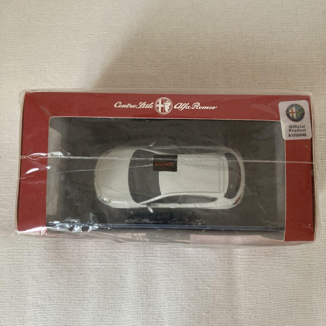 アルファロメオ ジュリエッタ 100周年限定 ミニカー アルファロメオ ジュリエッタ 100周年限定 ミニカー