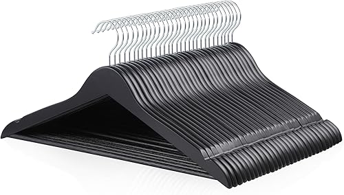 Amazon Basics Perchas de madera para trajes, paquete de 30, color negro