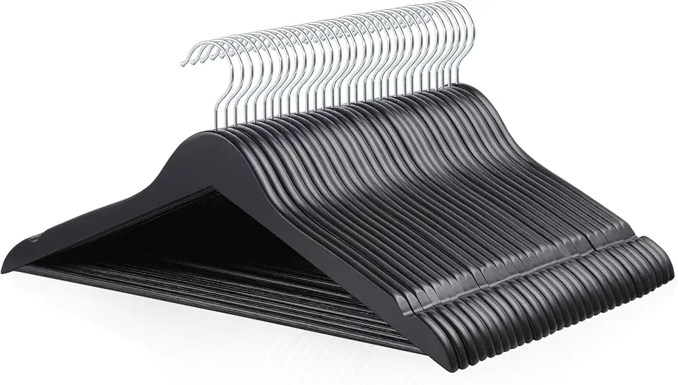 Amazon Basics Cabides de madeira, pacote com 30, preto