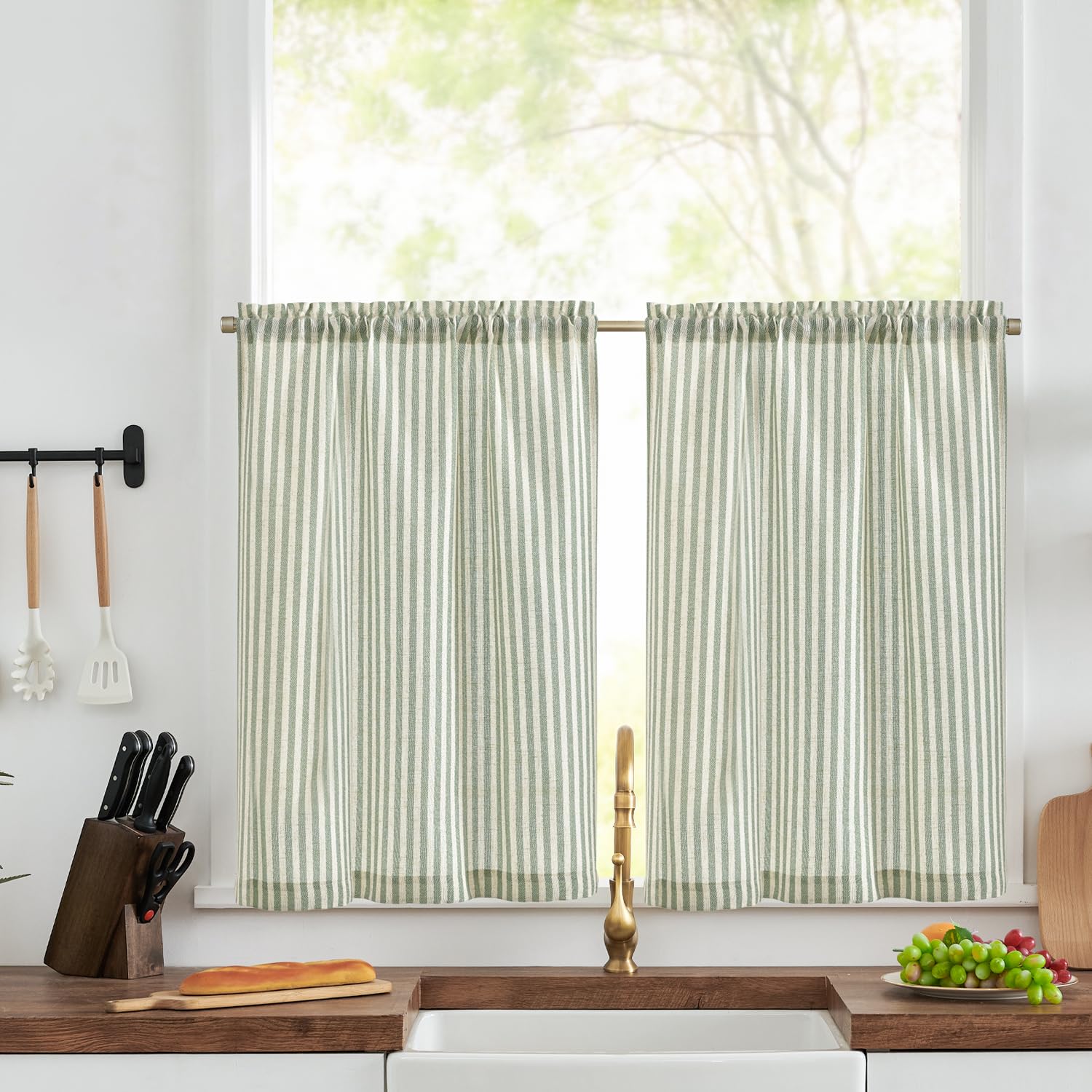 TOPICK 2er Set H 60 x B 65 (cm) Gestreifte Scheibengardinen modern Leinen Gardinen mit Streifen Küchenvorhang Blickdicht Kurz Küchengardinen für Küchen Lichtdurchlässig Klein Fenster Grün auf Beige