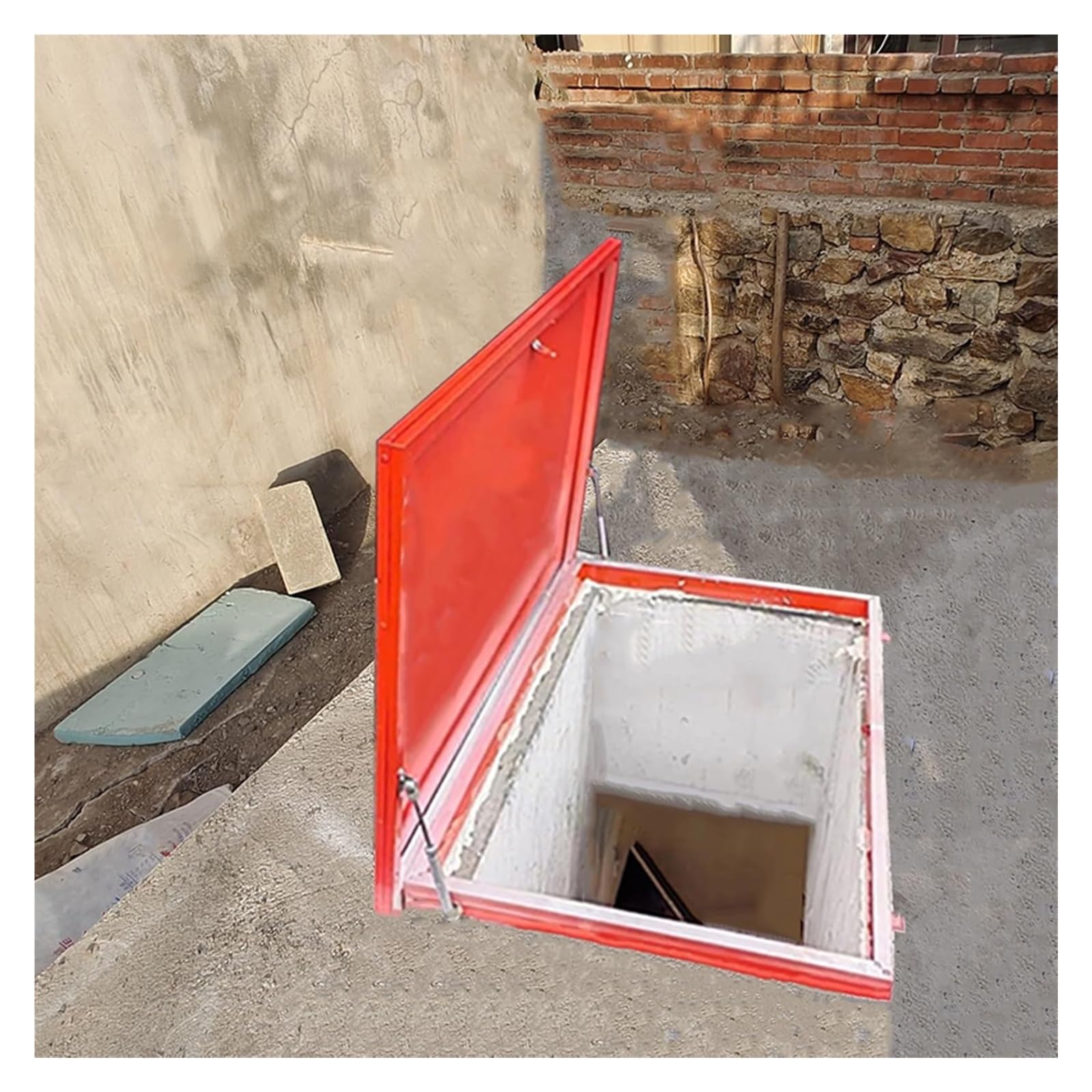 Couvertures rectangulaires rouges anti-infiltration pour accès d'urgence