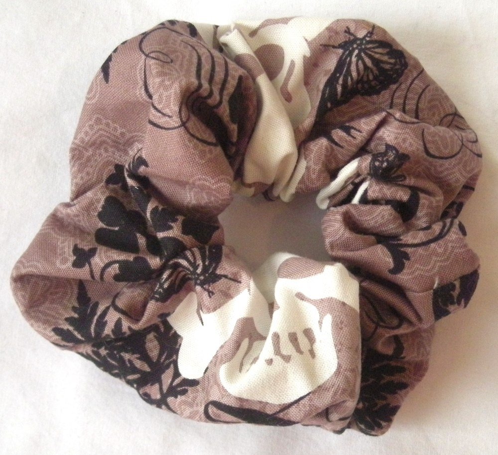 Knitty Gritty Skully Scrunchy-Regular - Made in the USA