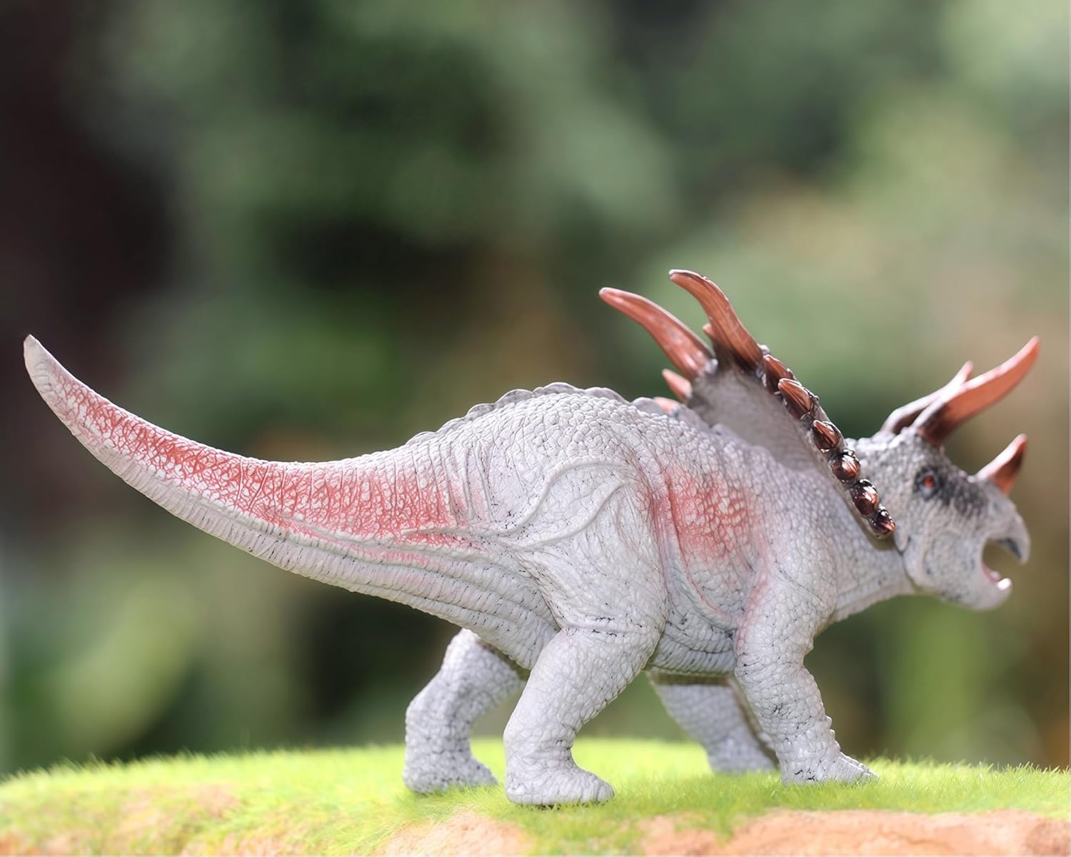 Gemini&Genius Triceratops Toy for Kids, Dinosaurs Action Figure Early Science Education and Collection Dino World Toy for Party Favor and Birthday Gift to Boys and Girls 3-12 Years Old