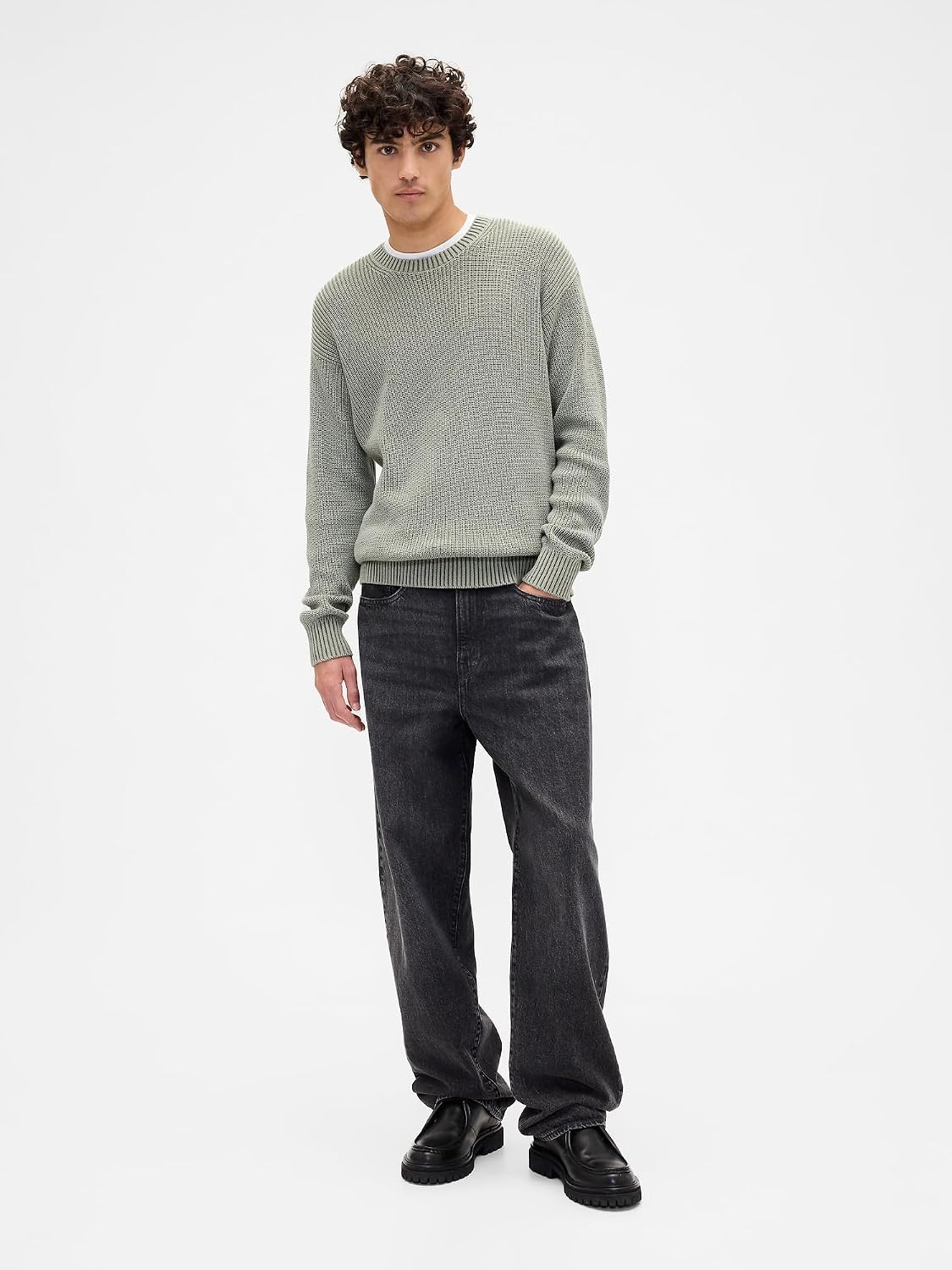 GAP Men's Relaxed Rib Crewneck Sweater