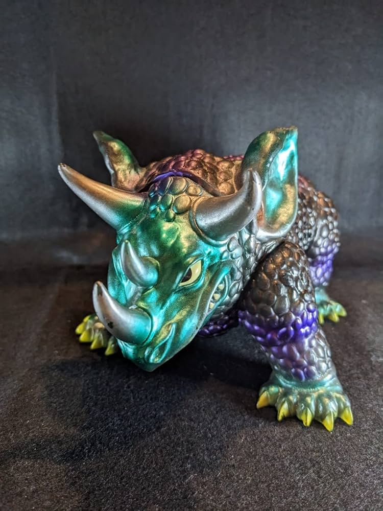 Amazon.co.jp: シカルナ工房 シベリアの鉄獣 JAPAN ソフビ : おもちゃ