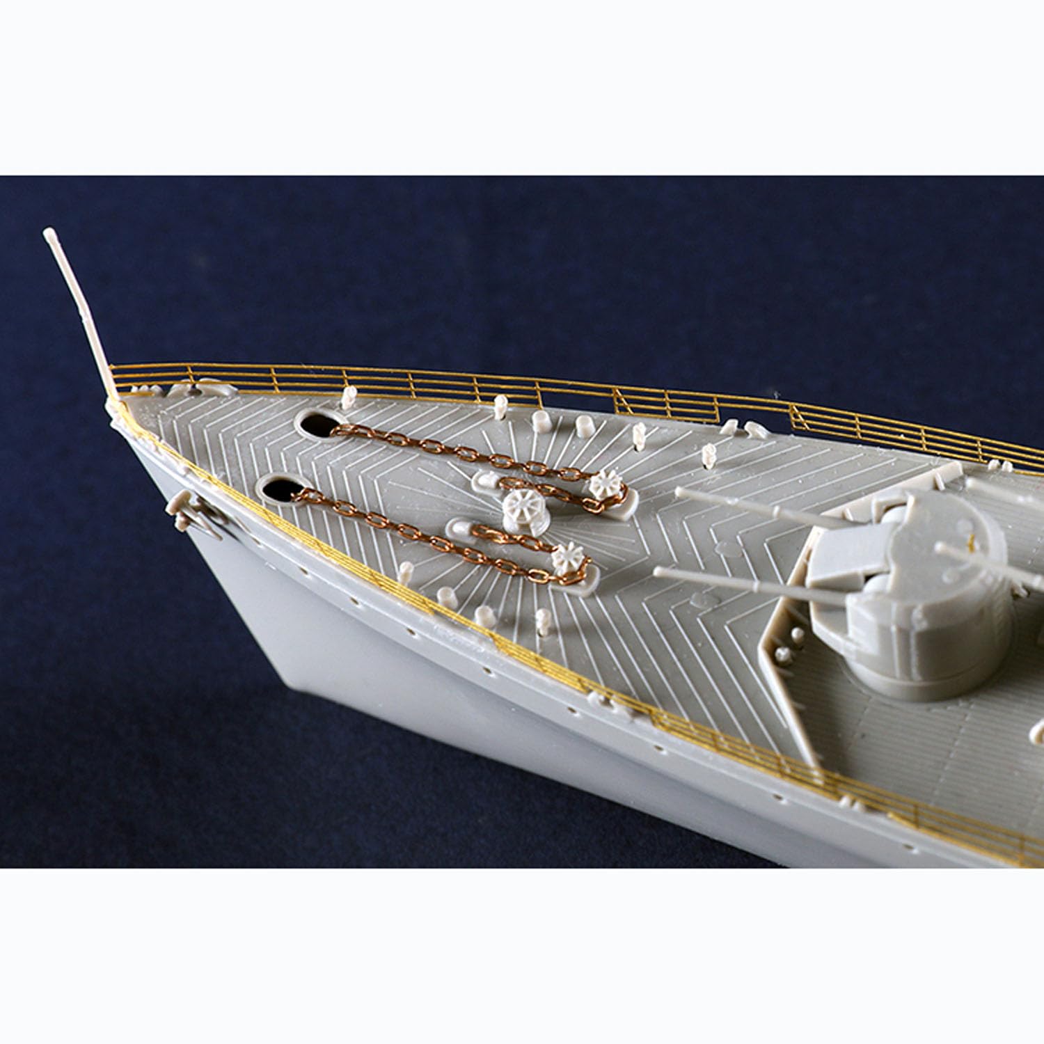 TOUCAN RC HOBBY 1/350 Trumpeter 05366 HMS Naiad Royal Navy Cruiser Plastic Static Ship Model Kit, US in Stock