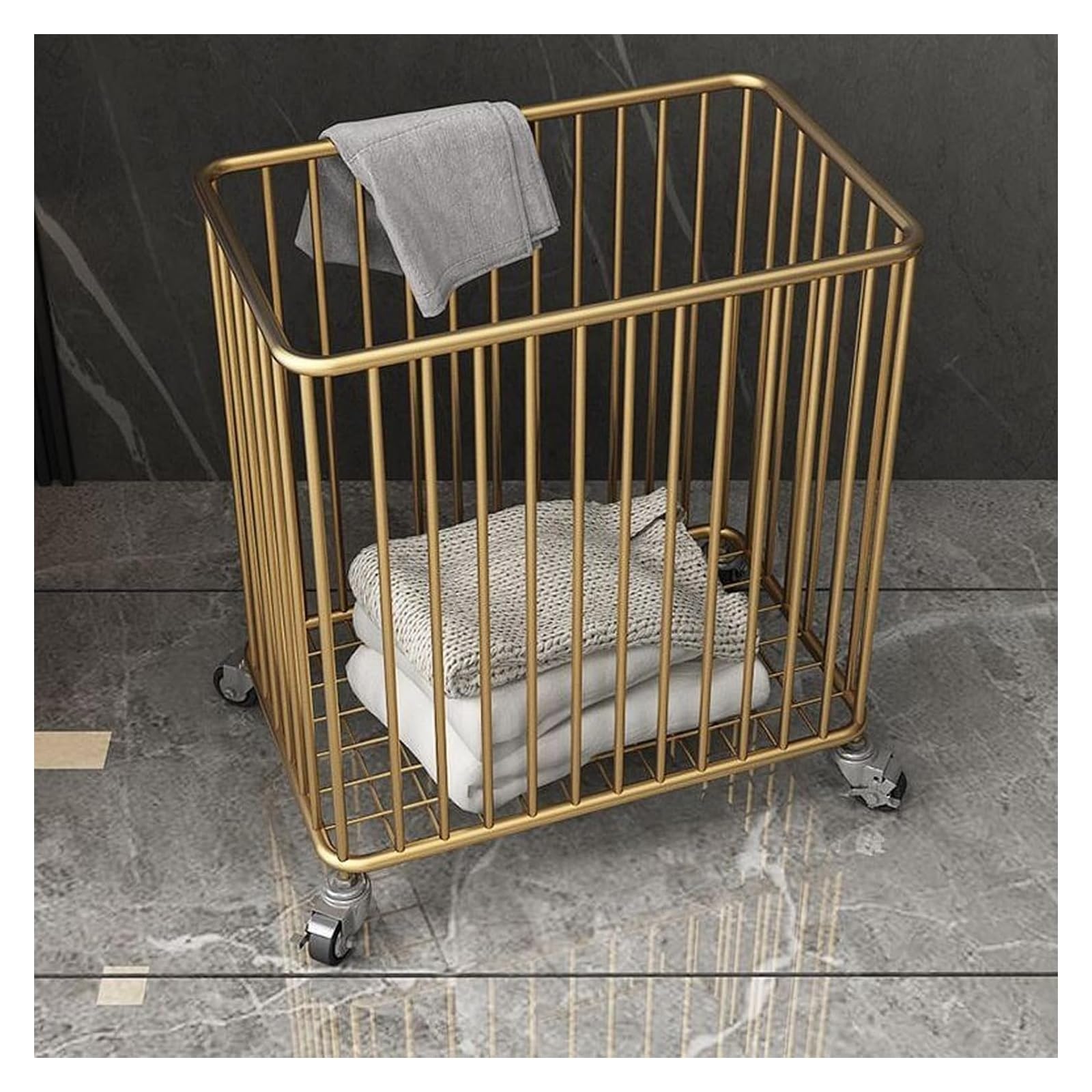 Panier à linge pour vêtements sales et articles divers : la solution mobile pour votre salle de bain