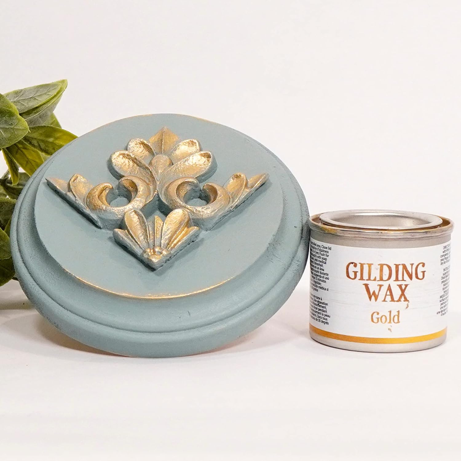 Dixie Belle Gilding Wax - Oil-Based Metallic Luxury Luster for Sheen, Shimmer on DIY Projects - Detail Enhancer for Furniture, Hardware, Wood