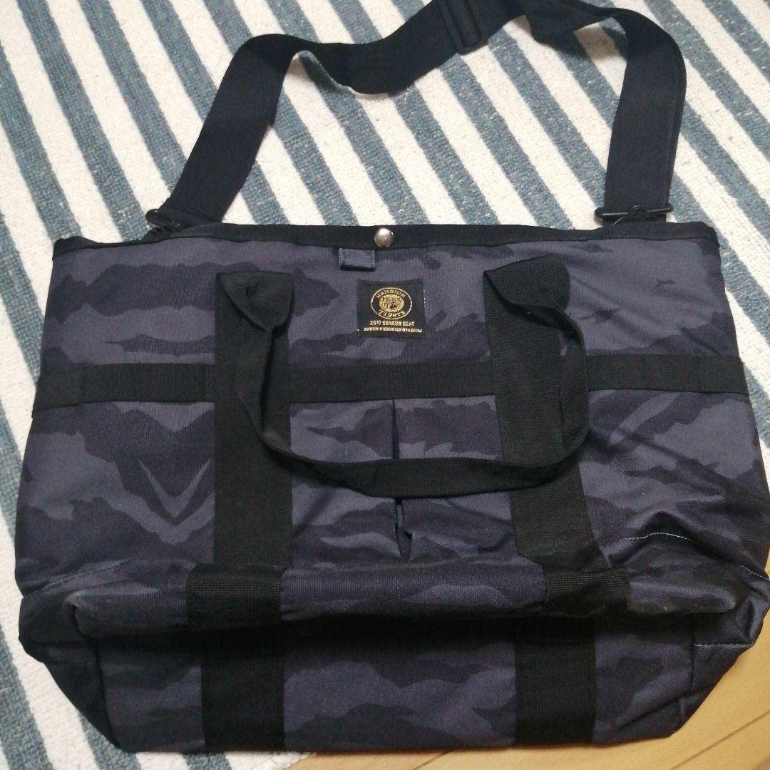 Amazon.co.jp: Hanshin Tigers 2017 Boston Bag : Toys & Games