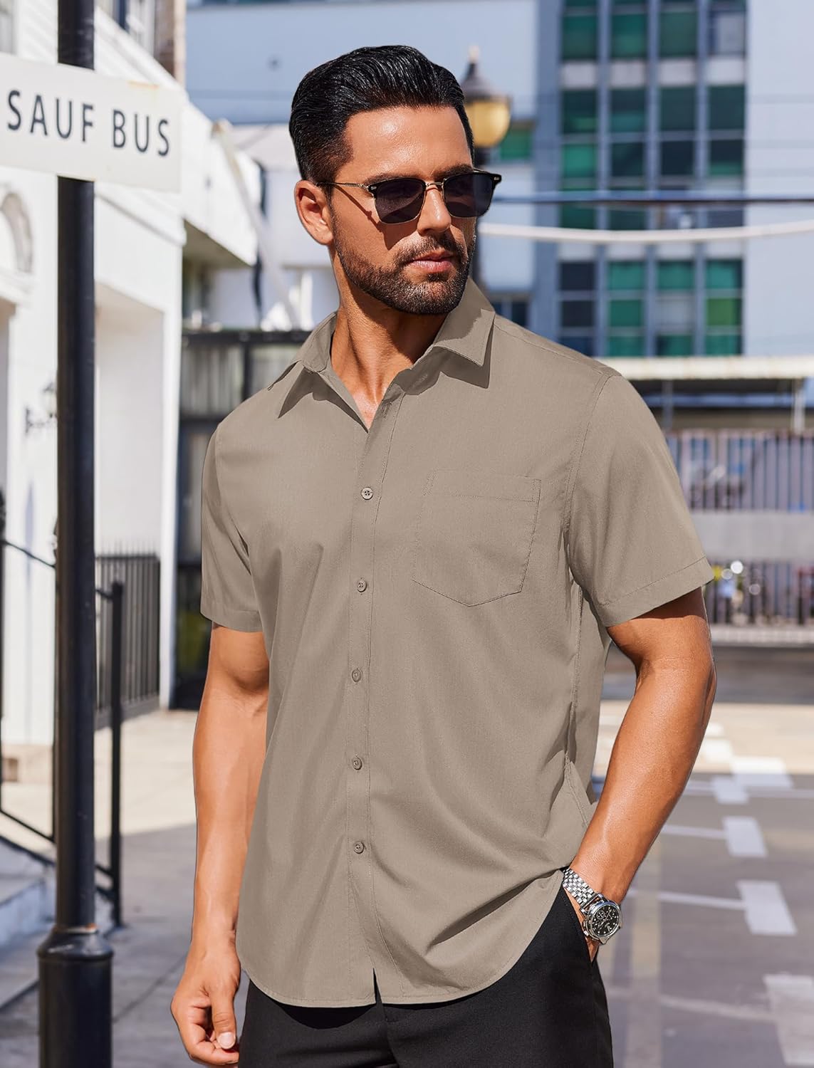 COOFANDY Camisa social masculina casual, de manga curta, negócios, casual, sem rugas, com bolsos em promoção! Veja a oferta e mais achadinhos de Camisas 2 Hoje é o melhor dia para comprar COOFANDY Camisa social masculina casual, de manga curta, negócios, casual, sem rugas, com bolsos com aquele preço maroto! Promoção! Aproveite a oferta! 2