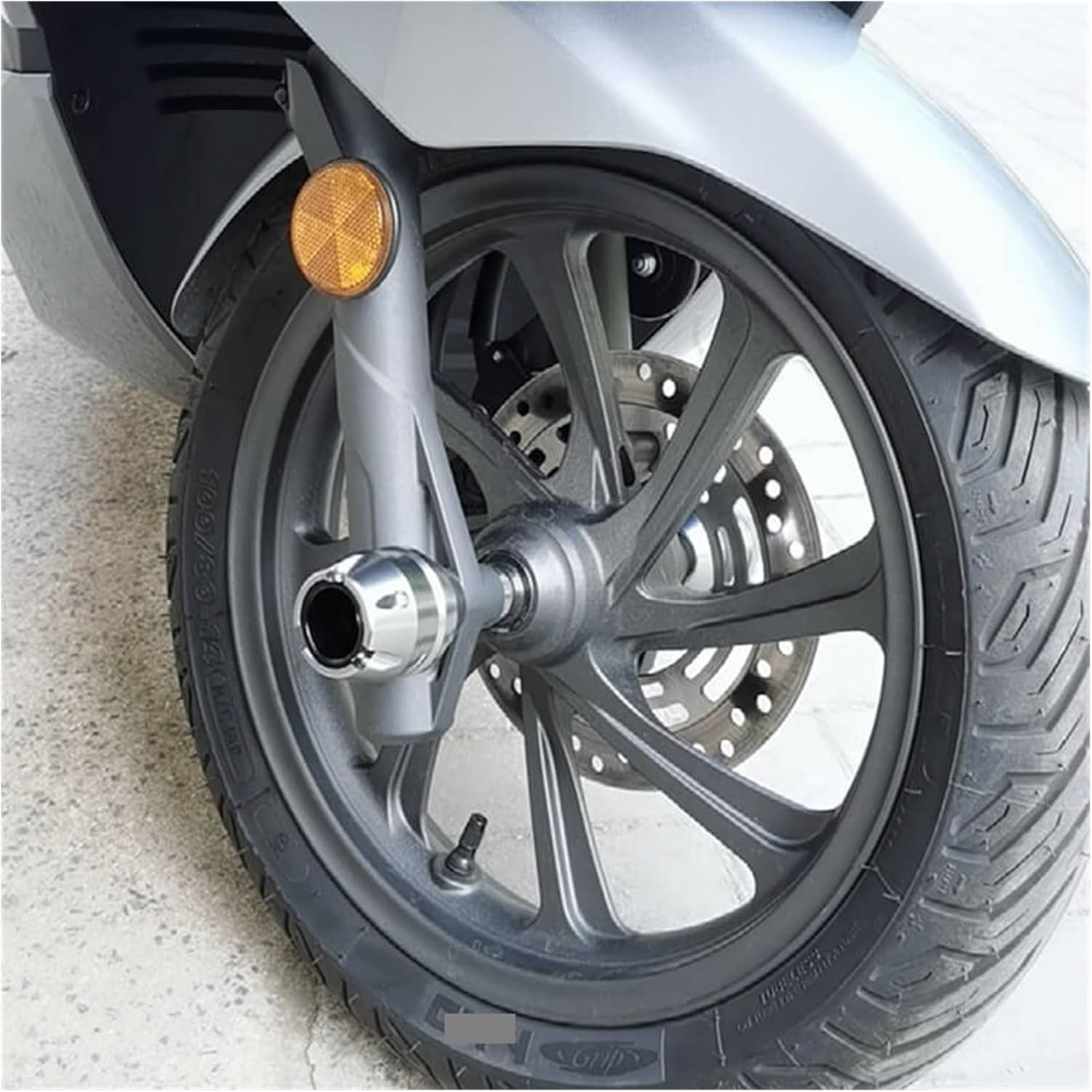Motorcycle Frame Sliders Falling Motorcycle Front and Rear Wheel Crash Balls for NMAX125 N-MAX155 Falling Protection Slider Modification Accessories
