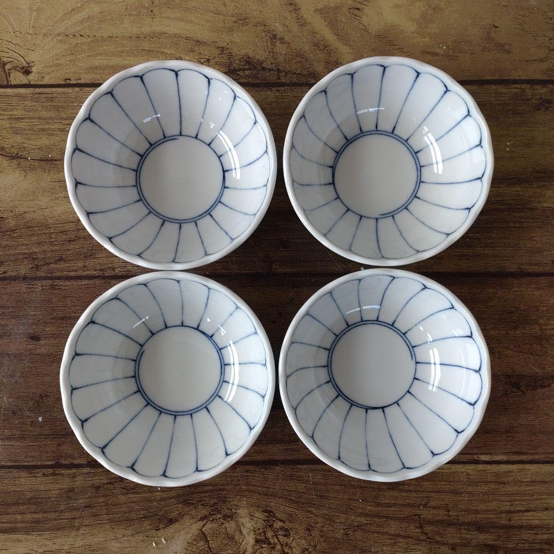 美濃焼 こまめ小鉢 12.4cm 5個セット ミニ小鉢 和食器 食器セット 美濃焼 小鉢 A0000407 - 食器専門店｜白いごはん器のお店  らいすぼーる 4枚 日本製 美濃焼 菊線 小付 小鉢 和え物 おつまみに