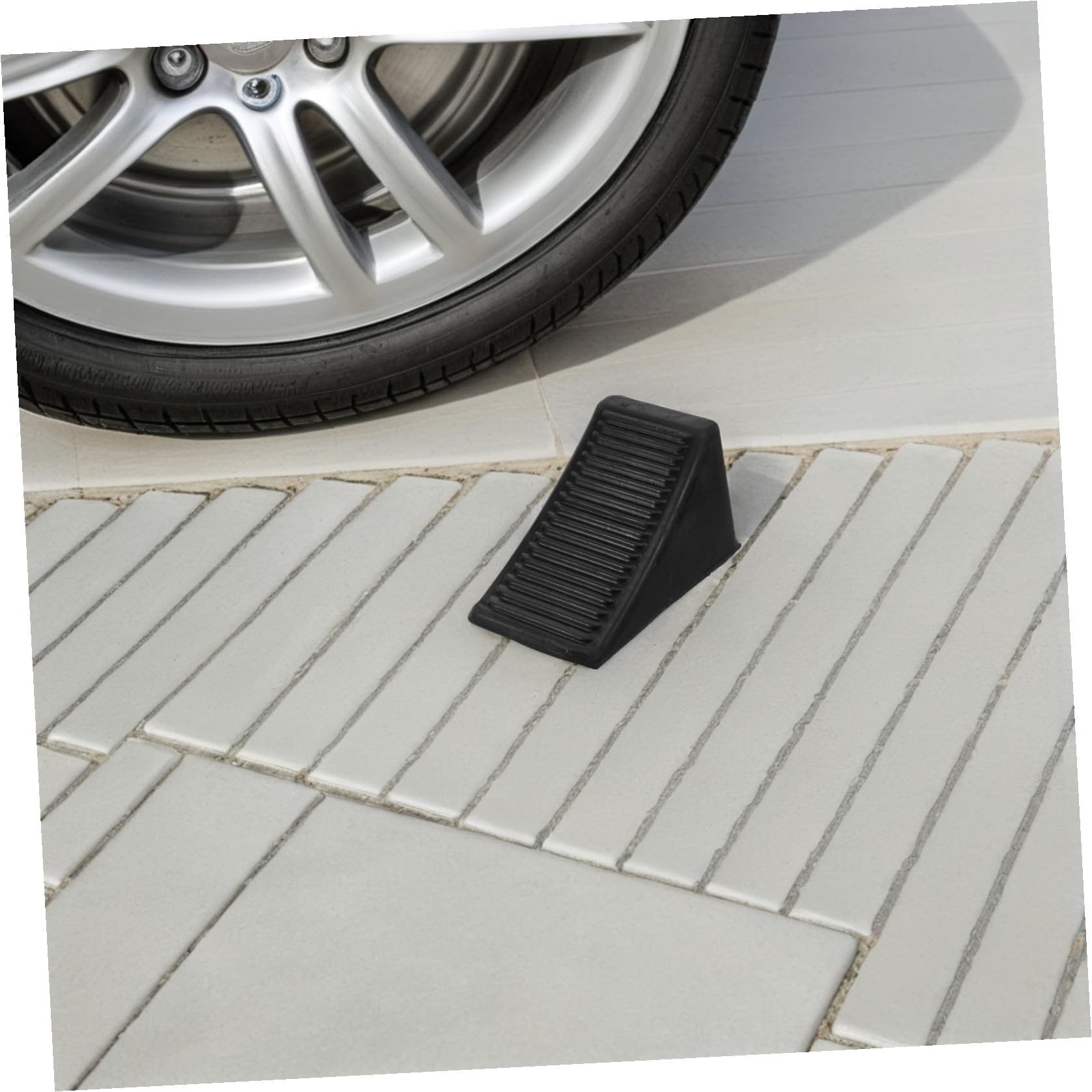 UPKOCH 2stücke Reifenkeile aus Gummi für Garage Radstopper mit Antirutschmatte für Auto Parken Gummiparkblock mit Trageösen für Einfache Bewegung